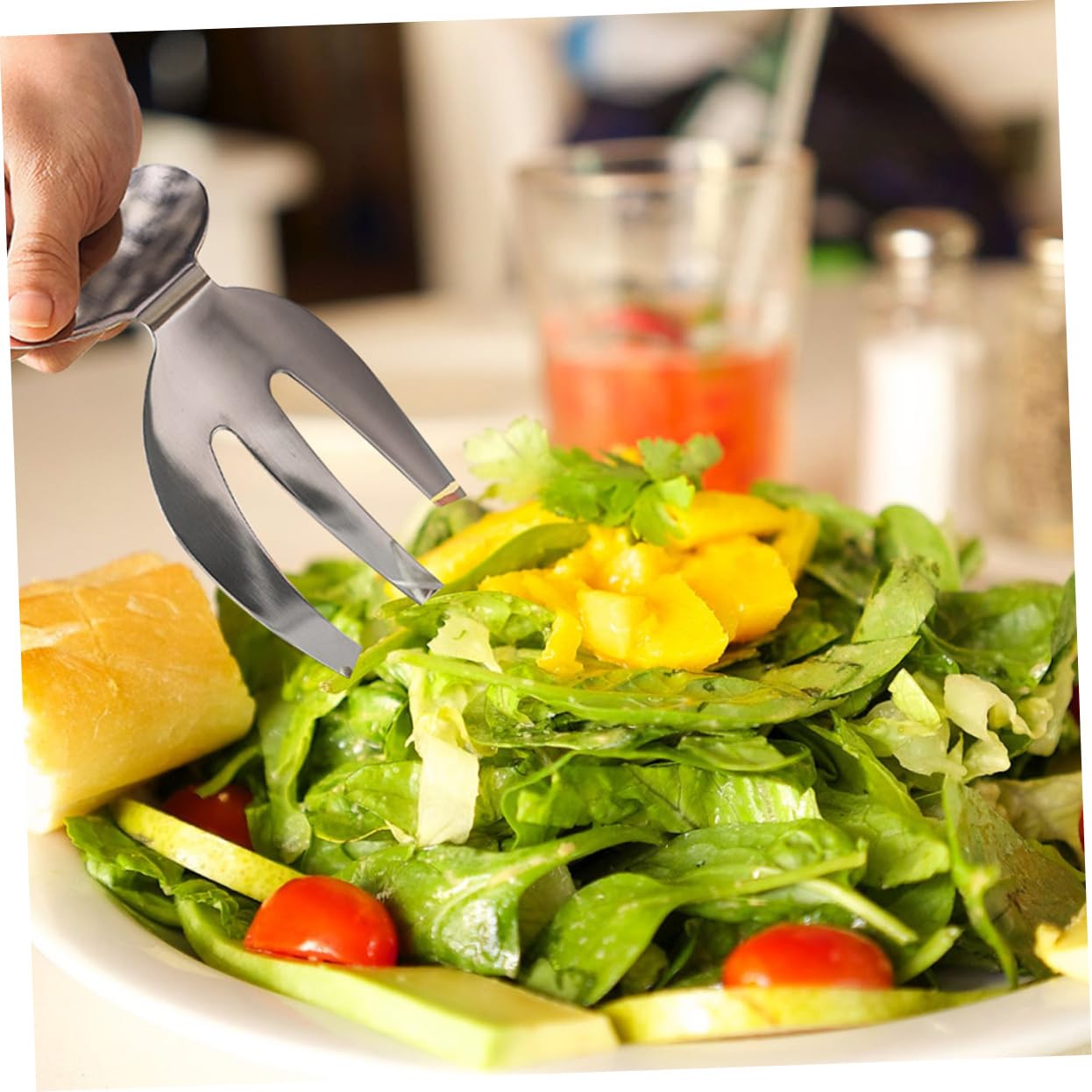Cabilock 2Pcs Stainless Steel Salad Claws Ergonomic Salad Forks for Easy Stirring Kitchen Tools for Serving Fruit Vegetables Polished Silver Finish