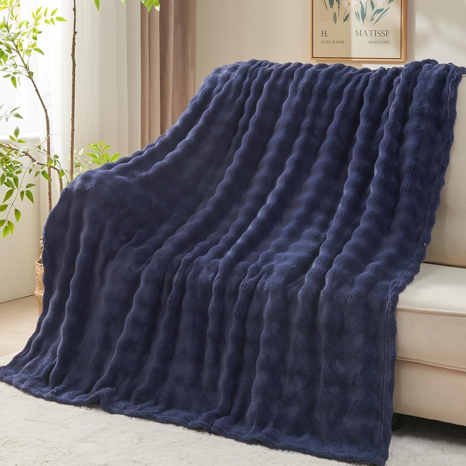 Wajade Fleece Throw Blanket Bubble Faux Fur Fluffy Bed Blanket Super Cosy Warm Large Blanket for Bed Sofa Car Navy Blue 153x203CM