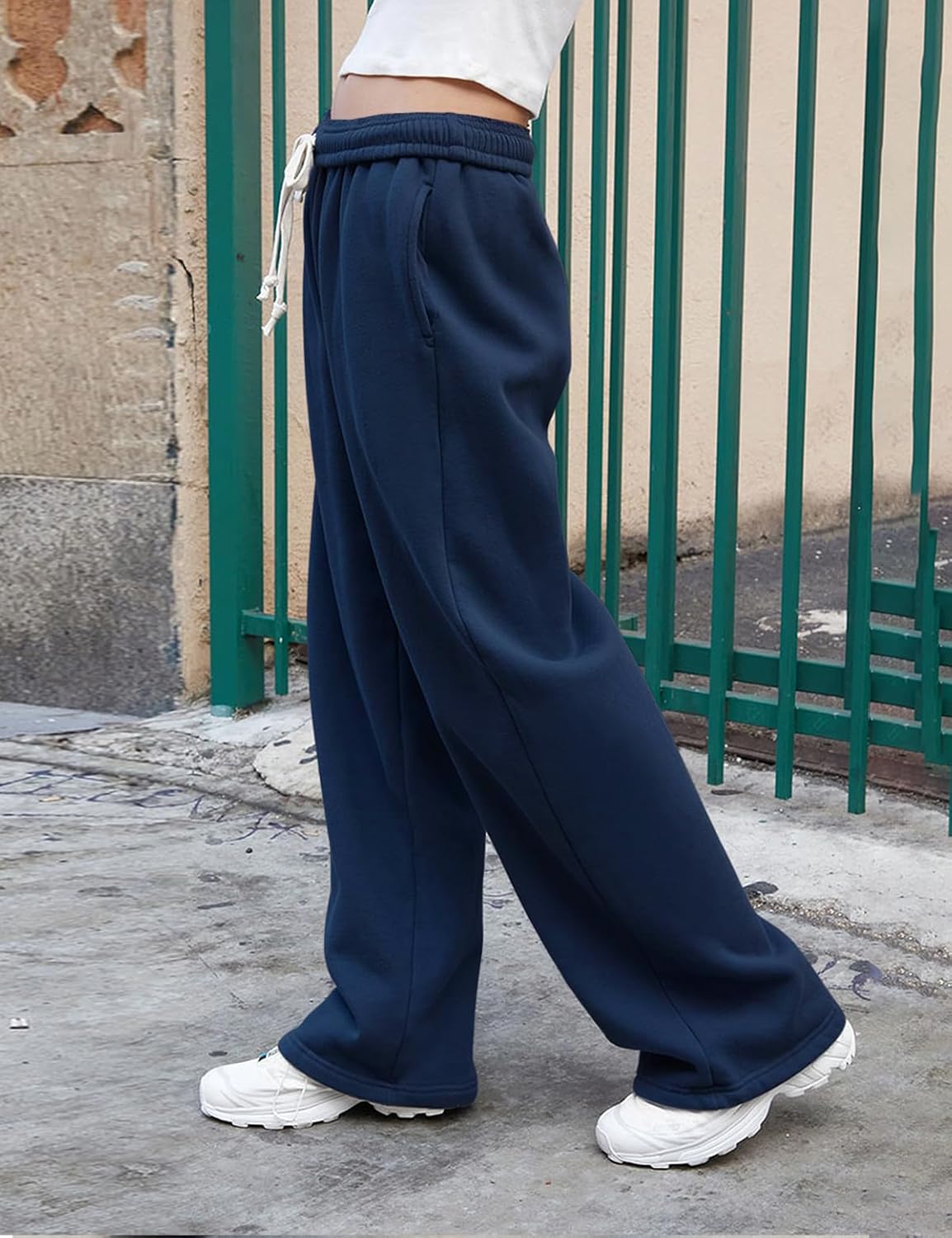 Women's Wide Leg Sweatpants High Waisted Baggy Interior Drawstring Sweatpants Straight Leg Sweat Pants - Image 3