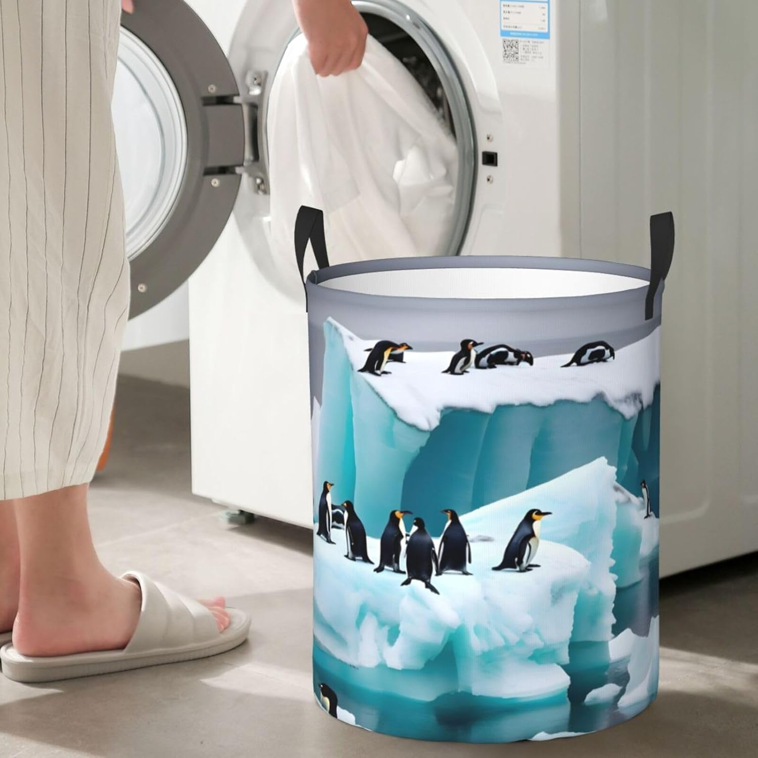 Penguins On The Iceberg Print Circular Protable Storage Bin,Basket For Laundry Hamper With Handles Bedroom Clothes