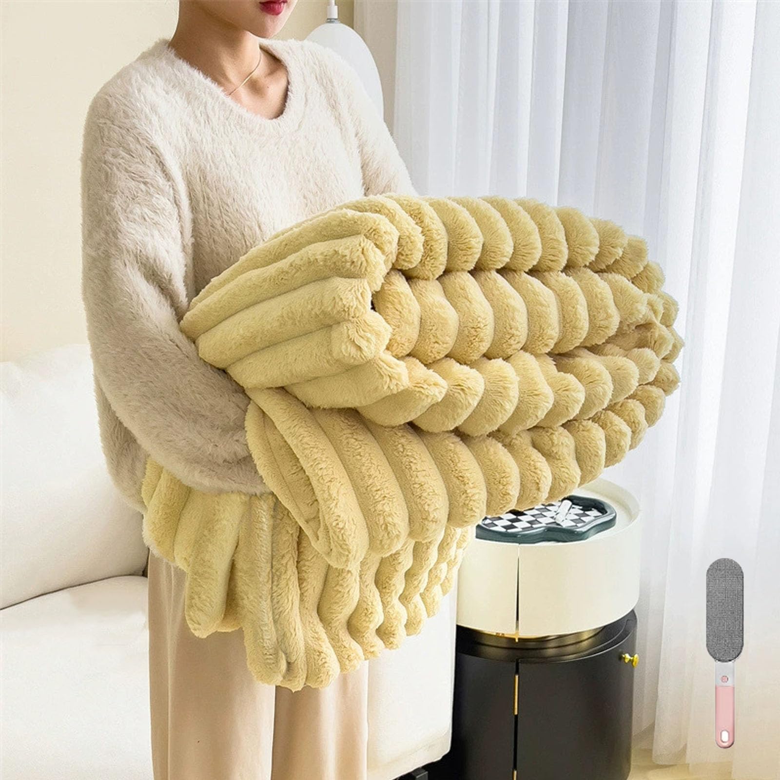 Popular Thickened Rabbit Plush Nap Blanket, Flannel Milk Velvet Cover Blankets, Thick Fluffy Blanket for Adults, Double Sided Super Soft Fleece Throw, Winter (Yellow, 47.2 * 78.7in)