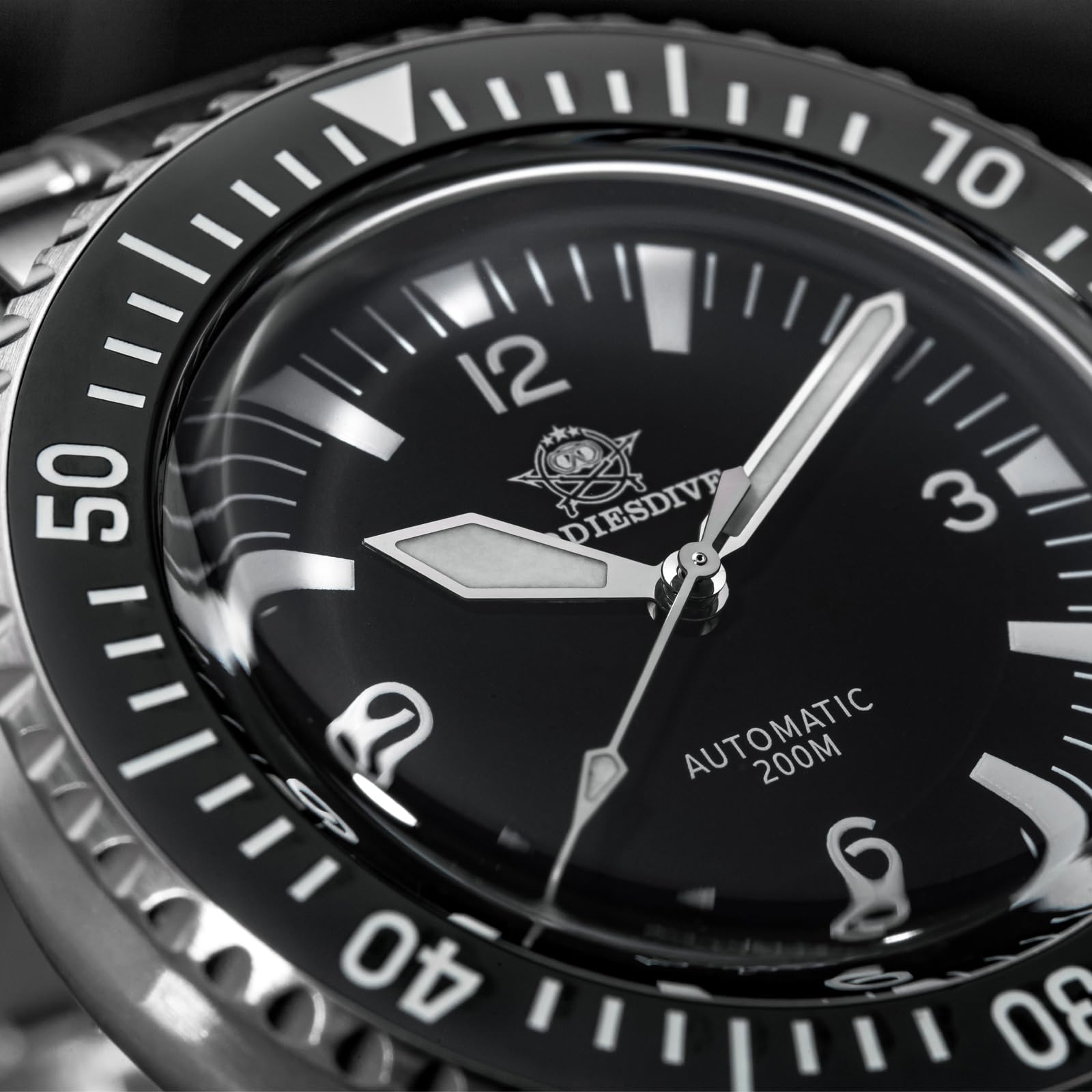 ADDIESDIVE Relojes de buceo para los hombres impermeable 200M NH35A bisel de cerámica sintética zafiro BGW9 Reloj de buceo automático
