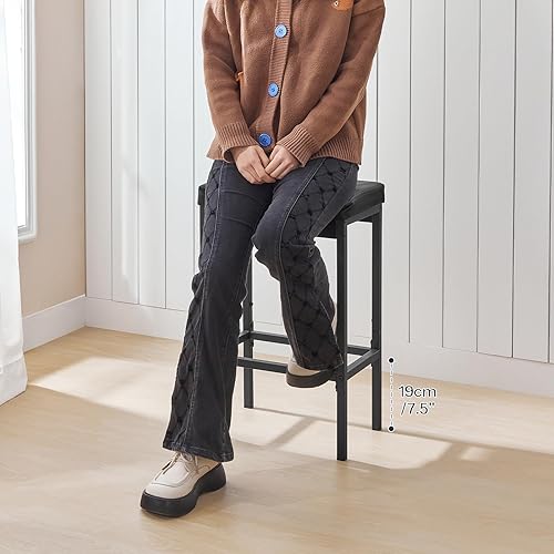 Miniatura 7 de HOOBRO Taburetes de bar, juego de 3 modernas sillas de bar rectangulares negras, 24.8 pulgadas de altura, asiento tapizado de 2 pulgadas de grosor