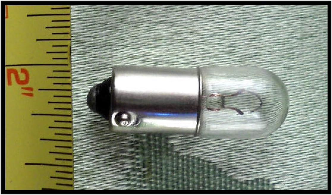 Push in Sewing Light Bulb Works with Pfaaff 2026 2027 2028 2029 2030 2034 2036 2038 2040 2042 2044 2046 2048 2054 2056 2058 2124 2134 2136