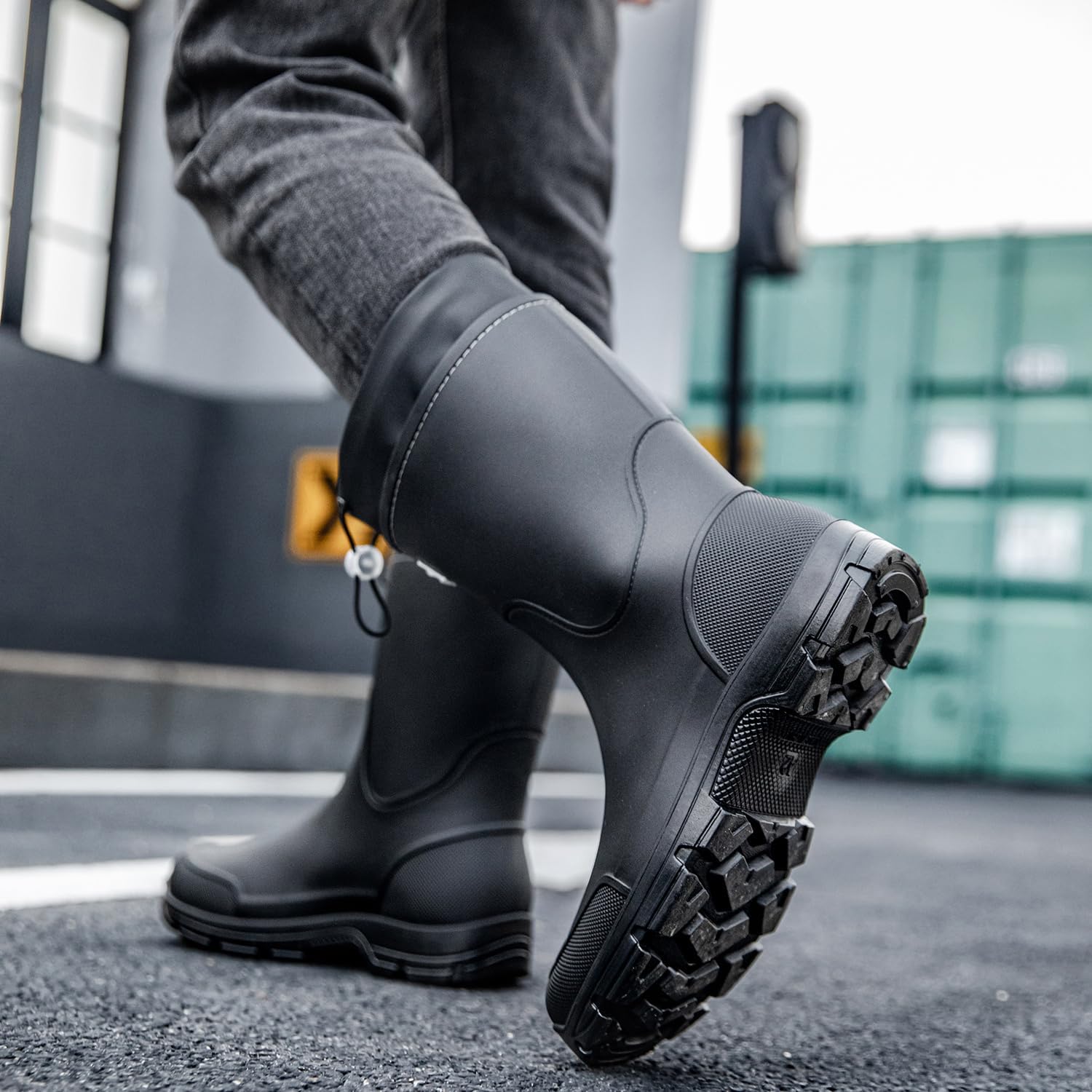 XUNRUO Mid Calf Garden Rain Boots for men and women,Waterproof Outdoor shoes Slip Resistant Fashion Boots