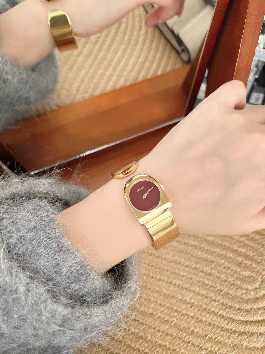 Gosasa Luxury Dainty Gold Women’s Bangle Quartz Watch – Elegant Metal Cuff Bracelet Design, Fashion Dress Watch for Ladies, Fits Wrist up to 6.3in, Gift for Her