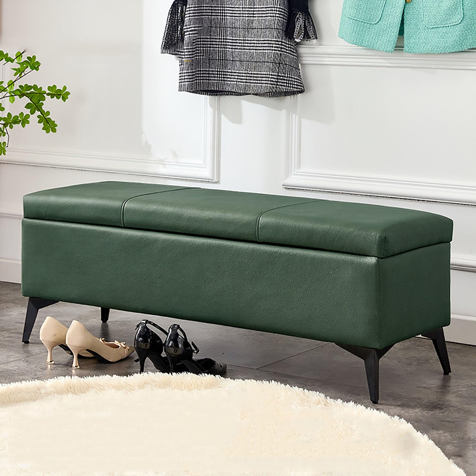 Banc de rangement pour ranger le désordre de l'entrée : coffre ottoman compact
