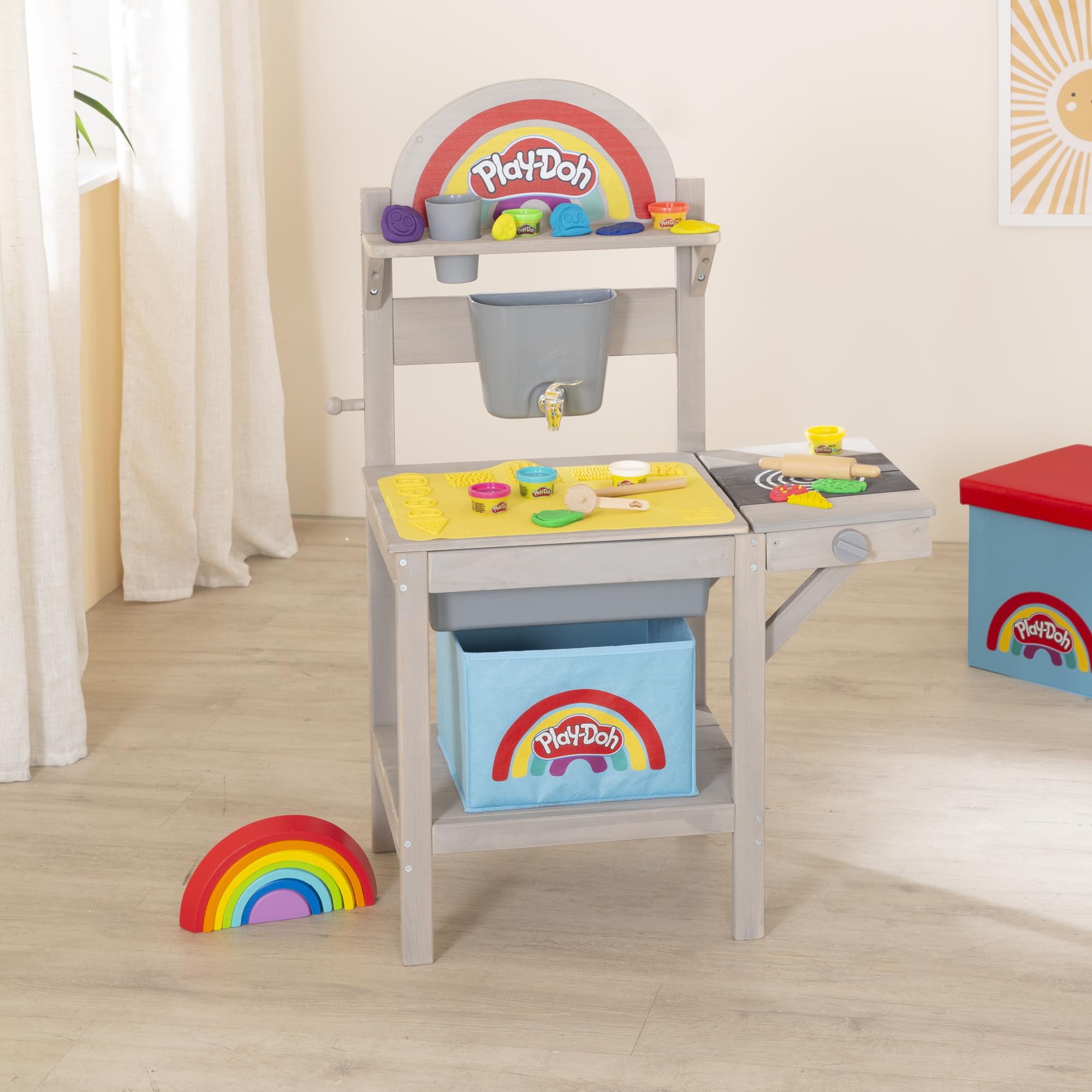 roba x Play-Doh Spielküche aus FSC-zertifiziertem Holz - Inkl. 3D-Kreativmatte, 6 Knetdosen, Werkzeugen, Aufbewahrungsbox & Spielwanne - Ideal für Indoor & Outdoor - Ab 3 Jahren