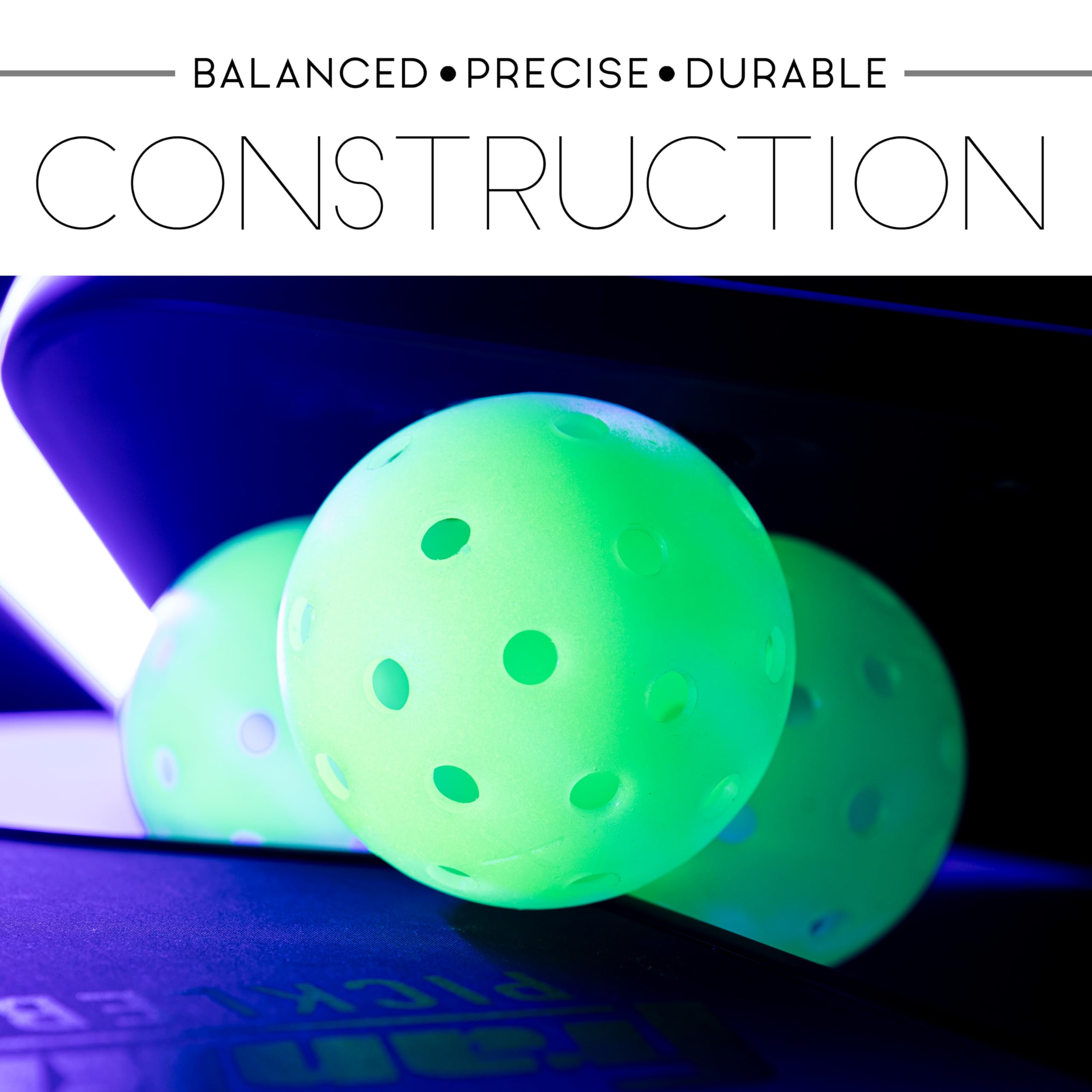 Franklin Sports Balle de Pickleball Phosphorescente - Lot de 12 Balles de Pickleball Extérieures pour Le Jeu de Nuit - Vert - Charge en Lumière Intérieure + Soleil