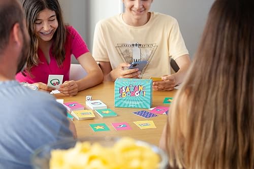 Miniatura 6 de OLUNCLE SARANDONGA, El Juego de Las Canciones de Nuestra Vida - Juego para 4-12 jugadores, Divertido para Jugar con Familia y Amigos.