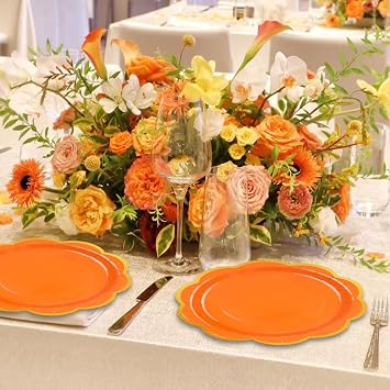 50 Stück Einwegteller Orange und Gold Partyteller18CM gewellter Rand Dessertteller Einweg Geschirr Partyteller Tisch Dekorationen Partygeschirr für Hochzeit Garten Geburtstag Herbst Ahornblatt