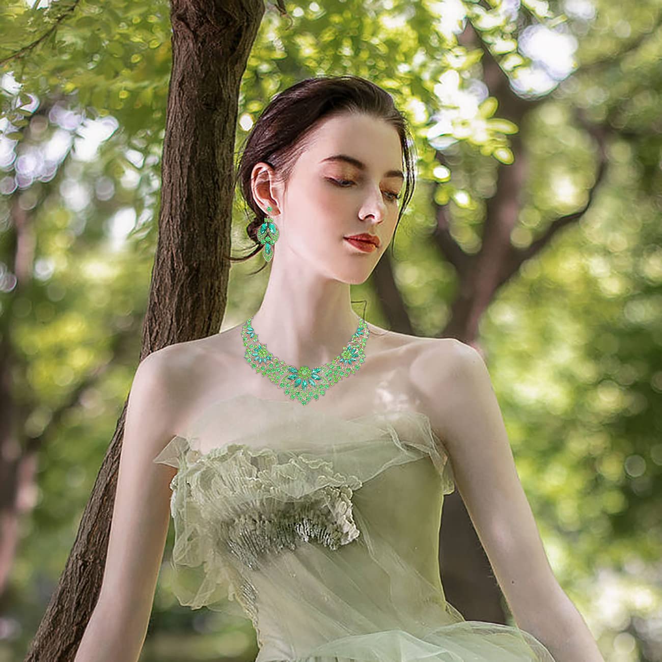 Parure Bijoux Femme, Cristal Bijoux Mariage, Cristal Fleur Ensemble Collier Boucle d'oreilles, Strass Cristal Feuille Parures de Mariée pour Femmes Filles, Vert/Blanc/Violet/Rouge/Or Champagne