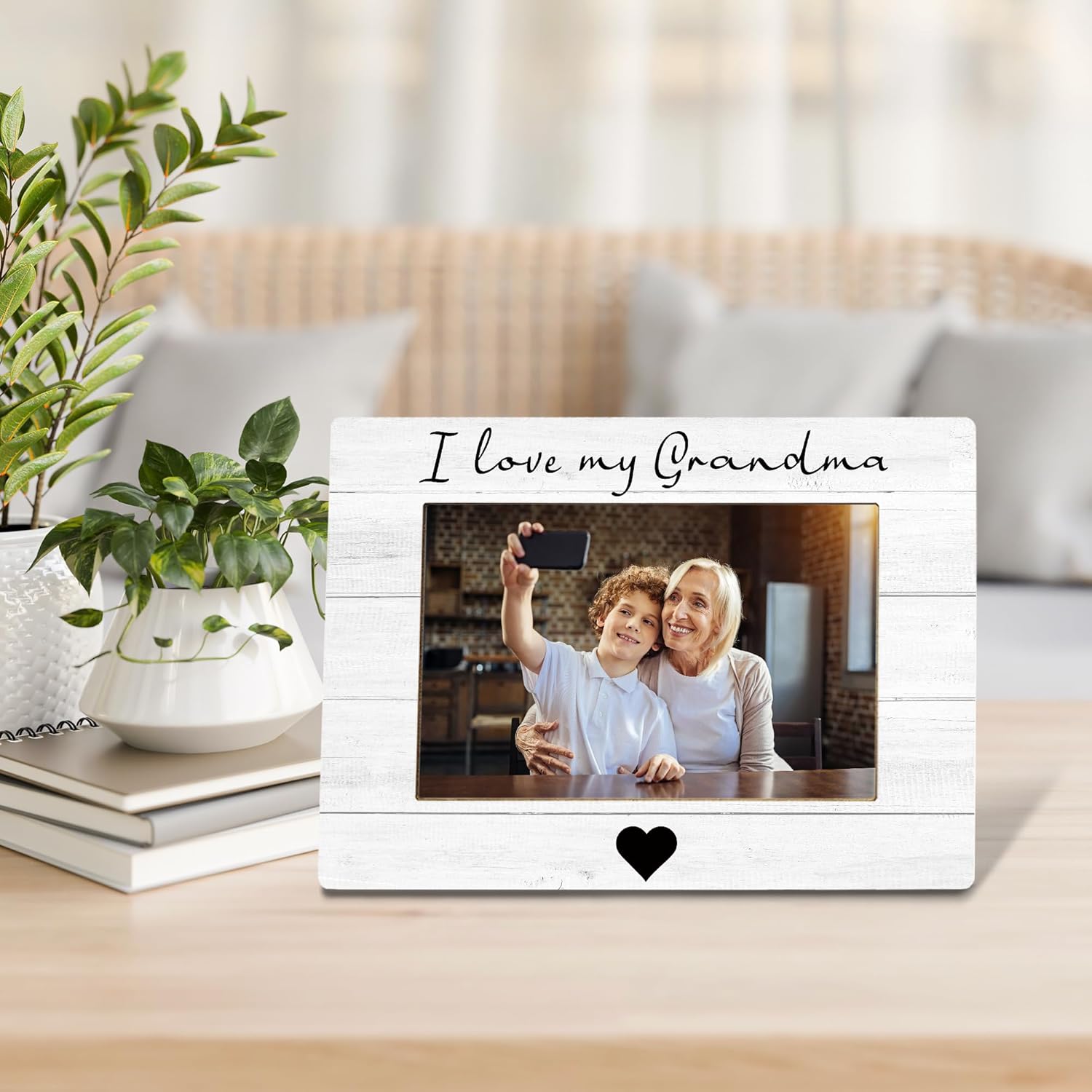 I Love My Grandma Picture Frame, Mother's Day Gifts for Grandma, Grandma Gifts From Grandkids Photo Frame 4X6, Grandmother Wooden Photo Picture Frames for Desk Tabletop Decor - Image 4