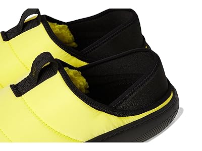 やすこ様 リクエスト 6点 まとめ商品 Amazon | Crocs (クロックス) 男女兼用 大人用 クラシック パフ