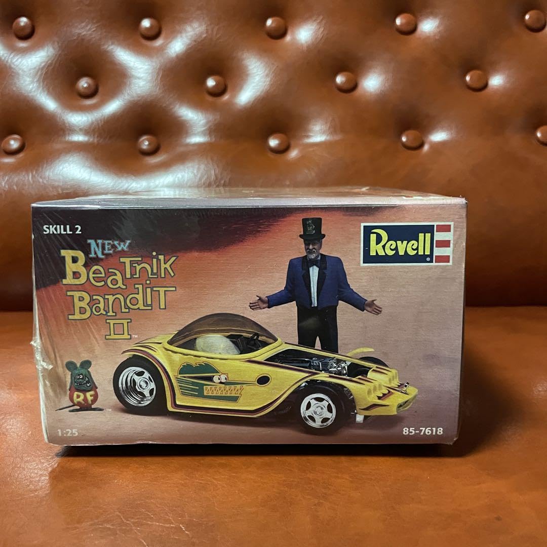 Amazon.co.jp: Ed Roth Beatnik Bandit Ⅱ プラモデル ホビーグッズ