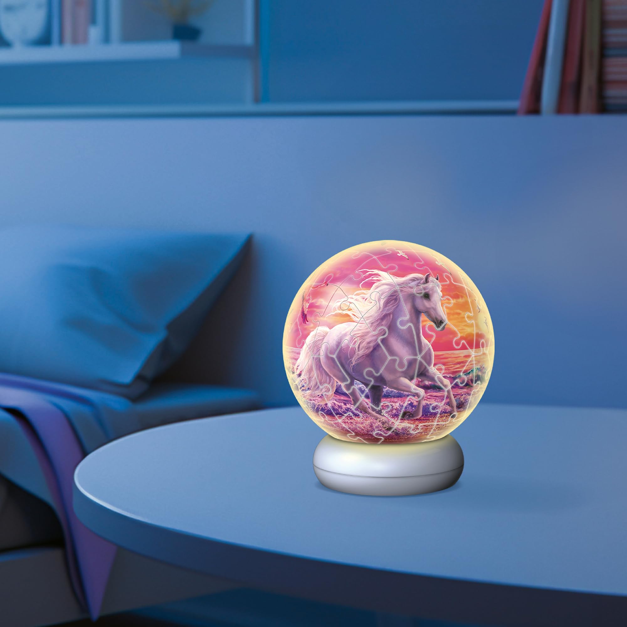 Ravensburger 3D Puzzle Pferde am Strand - 3D Puzzle Kinder ab 6 Jahren - Puzzle-Ball mit LED Nachtlicht als Nachttischlampe für Kinder - Pferde Geschenke für Mädchen und Jungen - 12008054