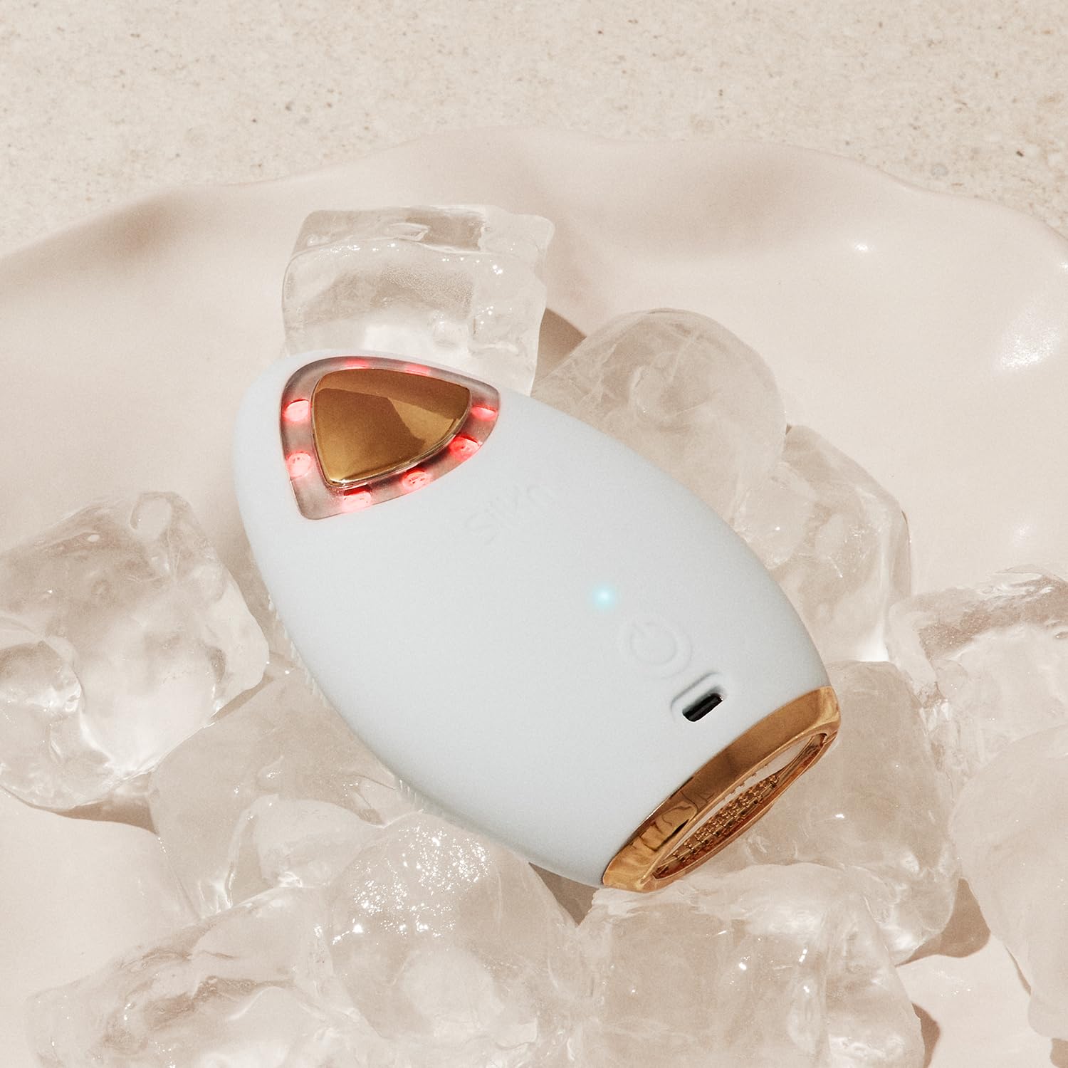 Silk'n Brosse nettoyante visage I Bright Lux I Massage raffermissant et Soins ultra-hygiéniques I Utilise la lumière LED et élimine les impuretés et les résidus de maquillage, Bleu