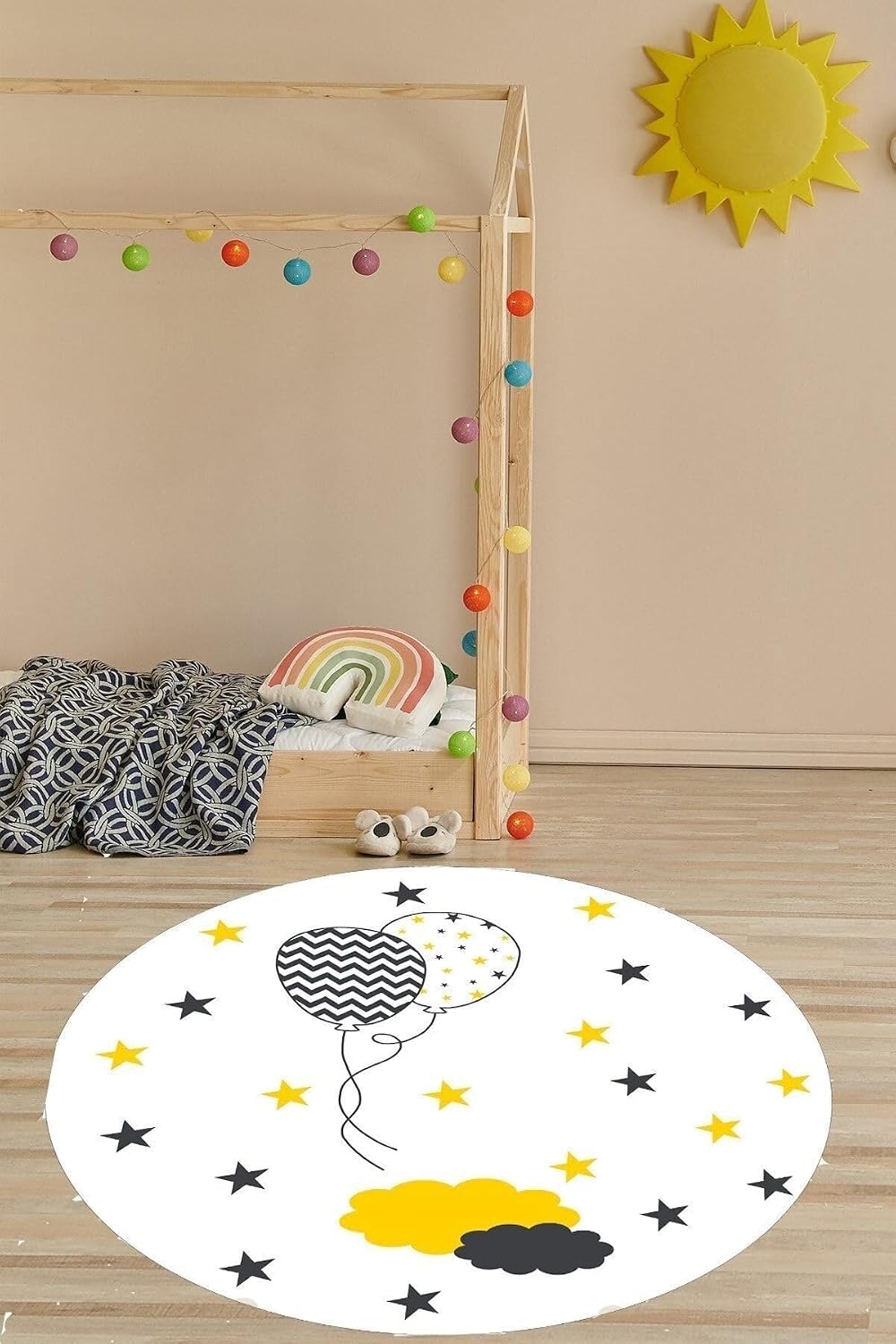 Pelangi Balon Yıldız Desenli Beyaz Dijital Baskı Yıkanabilir Kaymaz Taban Yuvarlak Salon Halısı, Sarı-Beyaz 160 x 160, 999800616016005