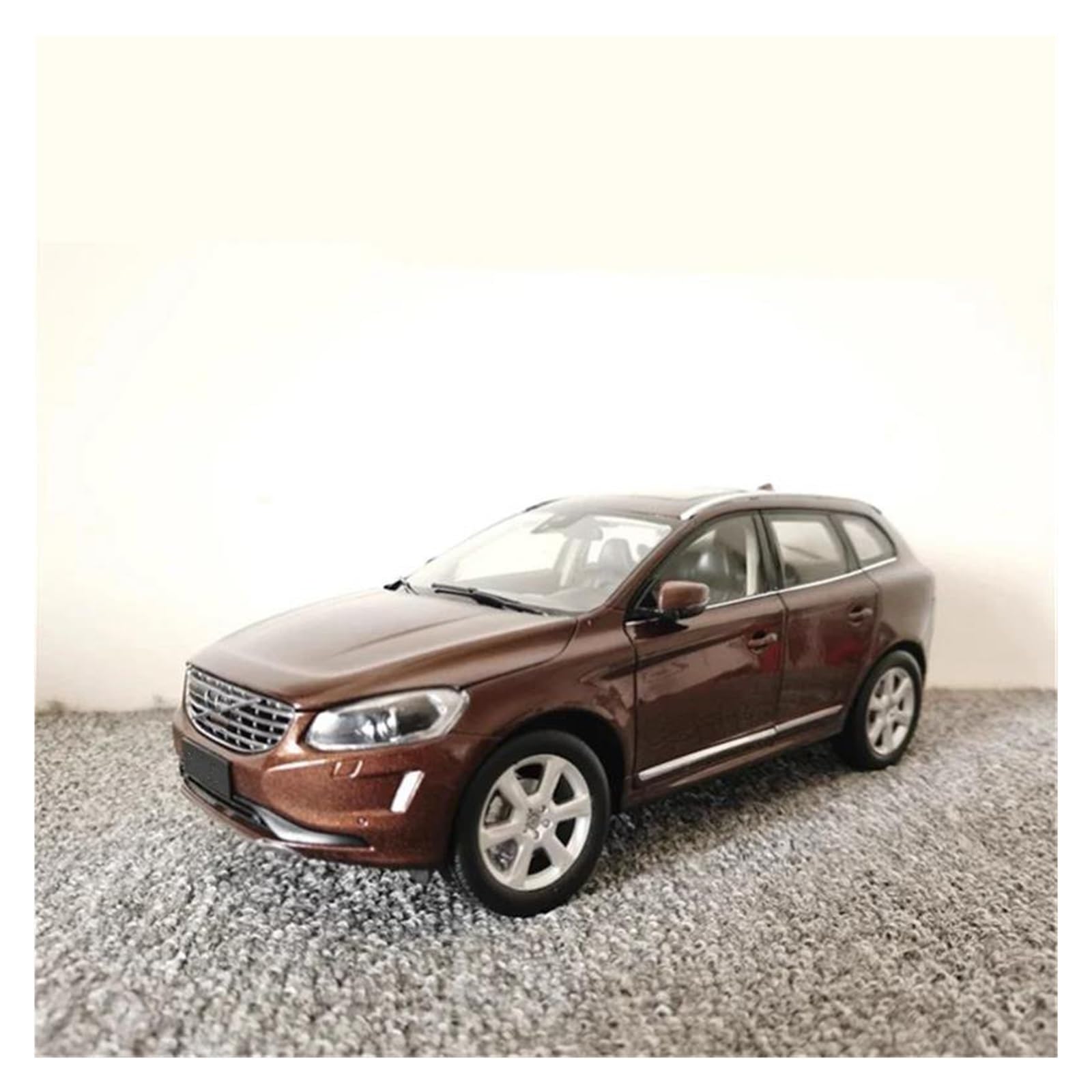 ONAIC Diecast Model For Volvo XC60 2015 Diecast Model Car