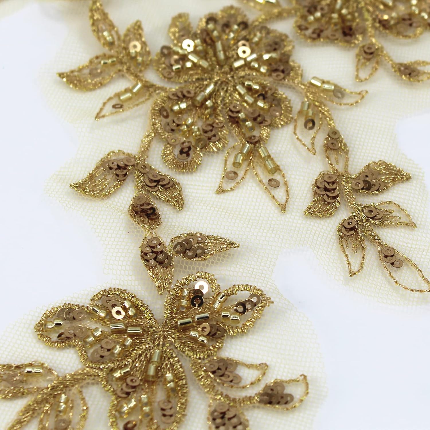 One Pair 3D Beaded Embroidery Sequin Lace Applique Gold Mirror Sew On Flower Fabric Collar Patch Motif Wedding Gown Dress Bridal DIY Crafts