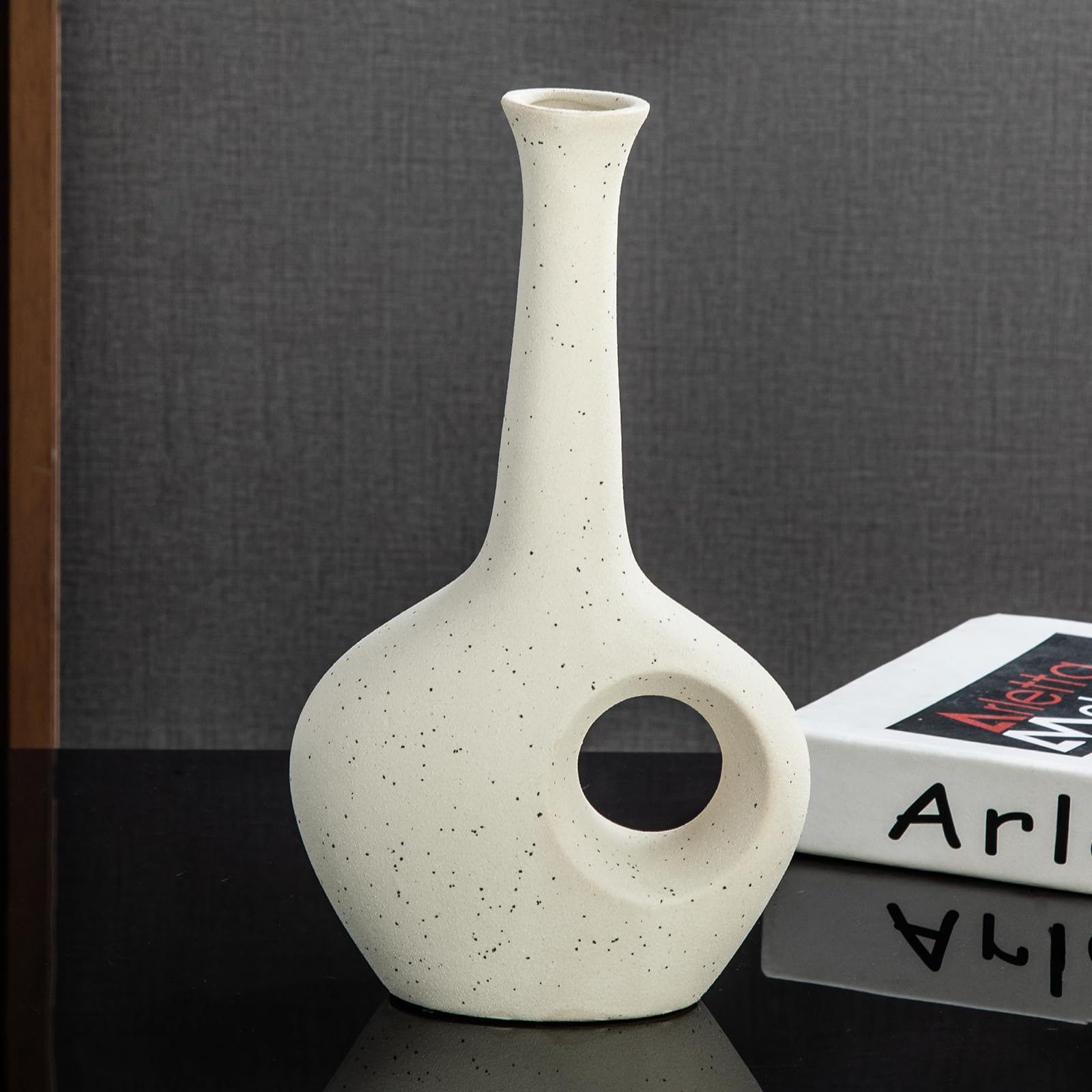 Yundu Ceramics Ceram Vingage Vases for Pampas, Modern Flower Vase for Decor, Minimalist Beige Vases for Living Room Decor, Home Decor, Bedroom Decor, Coffee Table Décor