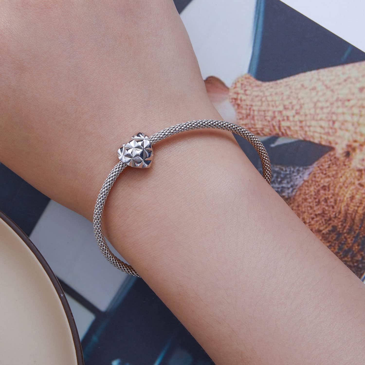 QHQQXN Zawieszki w kształcie serca Zawieszki miłosne Aluminiowe wisiorki w kształcie serca Akcesoria jubilerskie Materiały rękodzielnicze do naszyjników Bransoletki