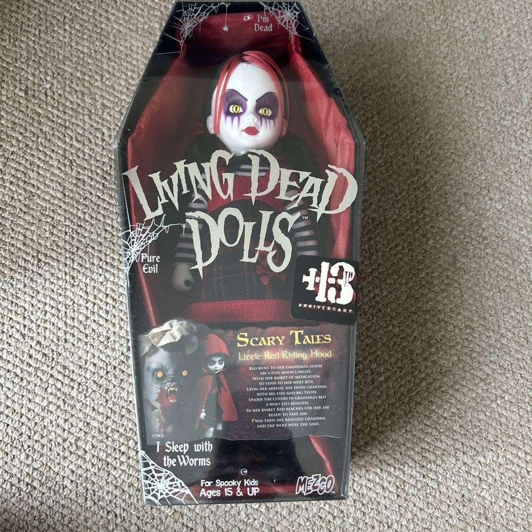 リビング・デッド・ドールズ 赤ずきん＆オオカミ　2種セット Amazon.co.jp: リビングデッドドールズ 赤ずきんオオカミ 2種