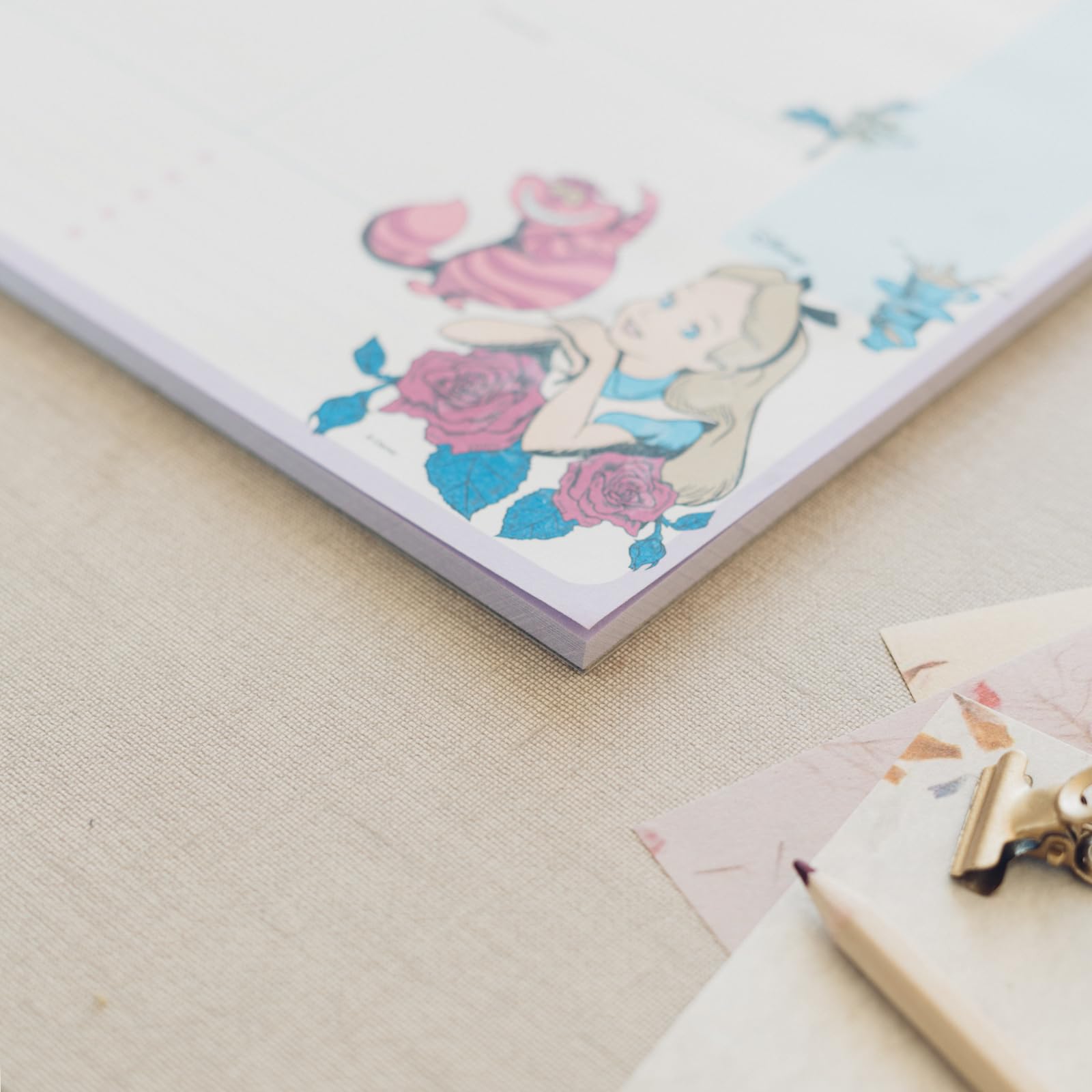 Grupo Erik Weekly Planner A4 - Disney Alice In Wonderland Gifts - Image 4