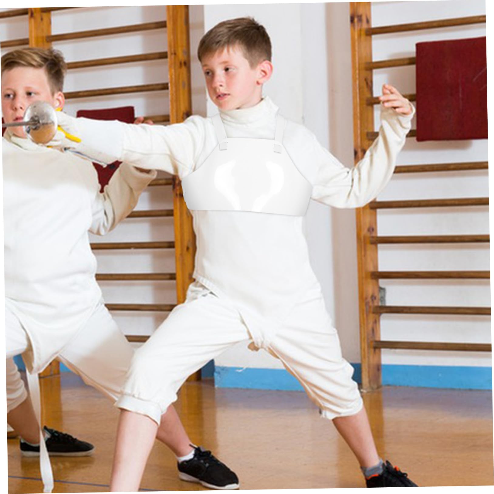 Abaodam Professioneller Brustpanzer Fencing Chest Guard für Jungen Wiederverwendbarer Robuster Schutz bei Intensivem Fechttraining Optimal Geformt für Männliche Fechter Langlebig und