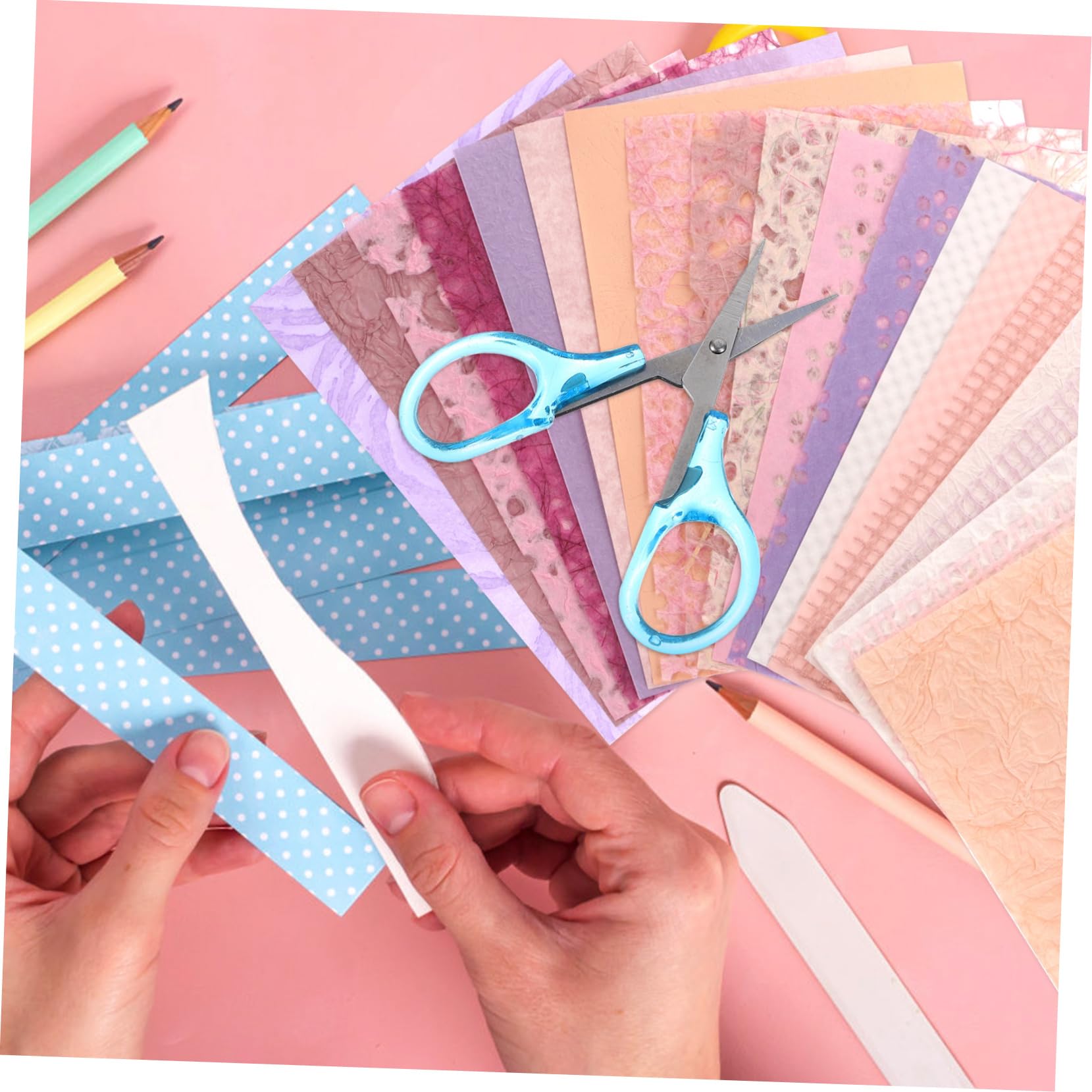 HOMSFOU 5 Sätze Schere Mit Schutzabdeckung Scheren-handarbeit Klein Scharfe Stoffschere Haushalt Stickerei Nähen Nützliche Schere Büroschere Garnschere Strickzubehör Plastik 2 Stück * 5