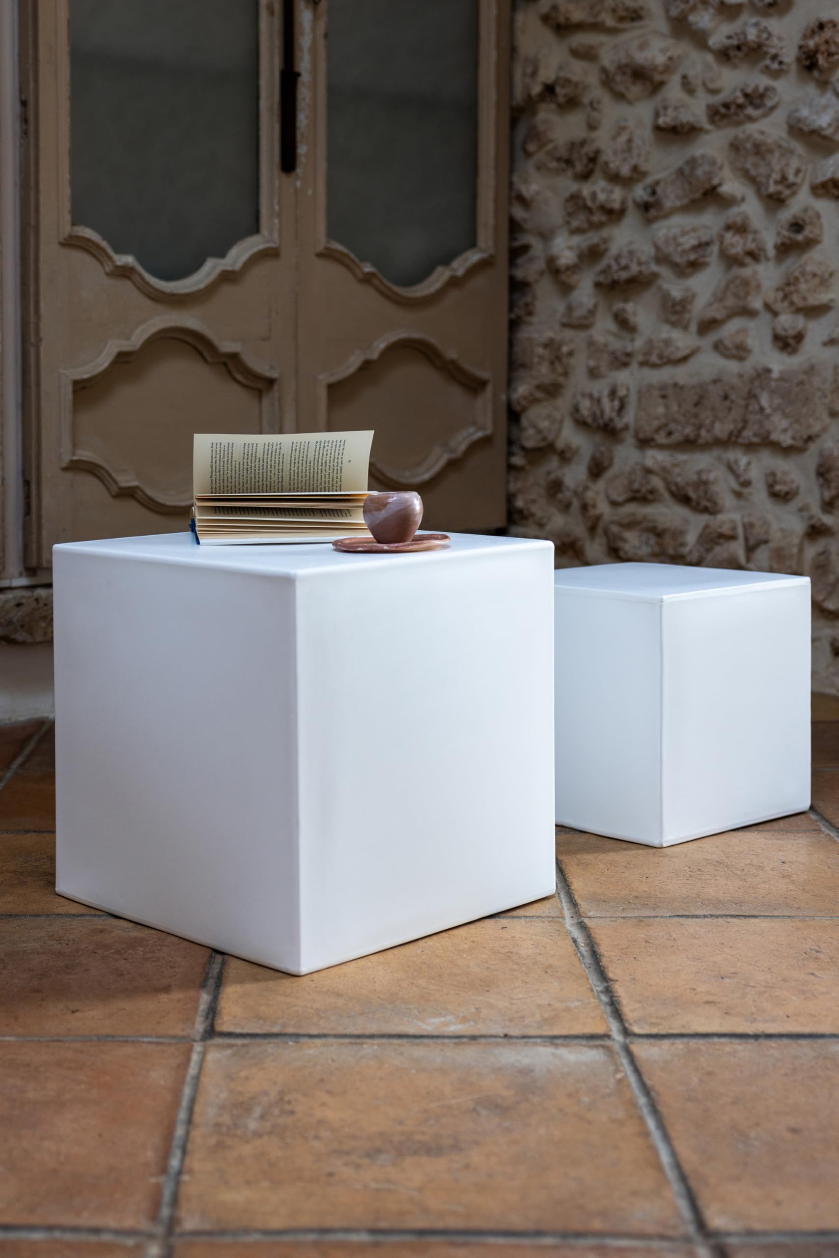 Kloris Cubo Sgabello tavolino quadrato cm 45x45x45 BIANCO polietilene per giardino e interni