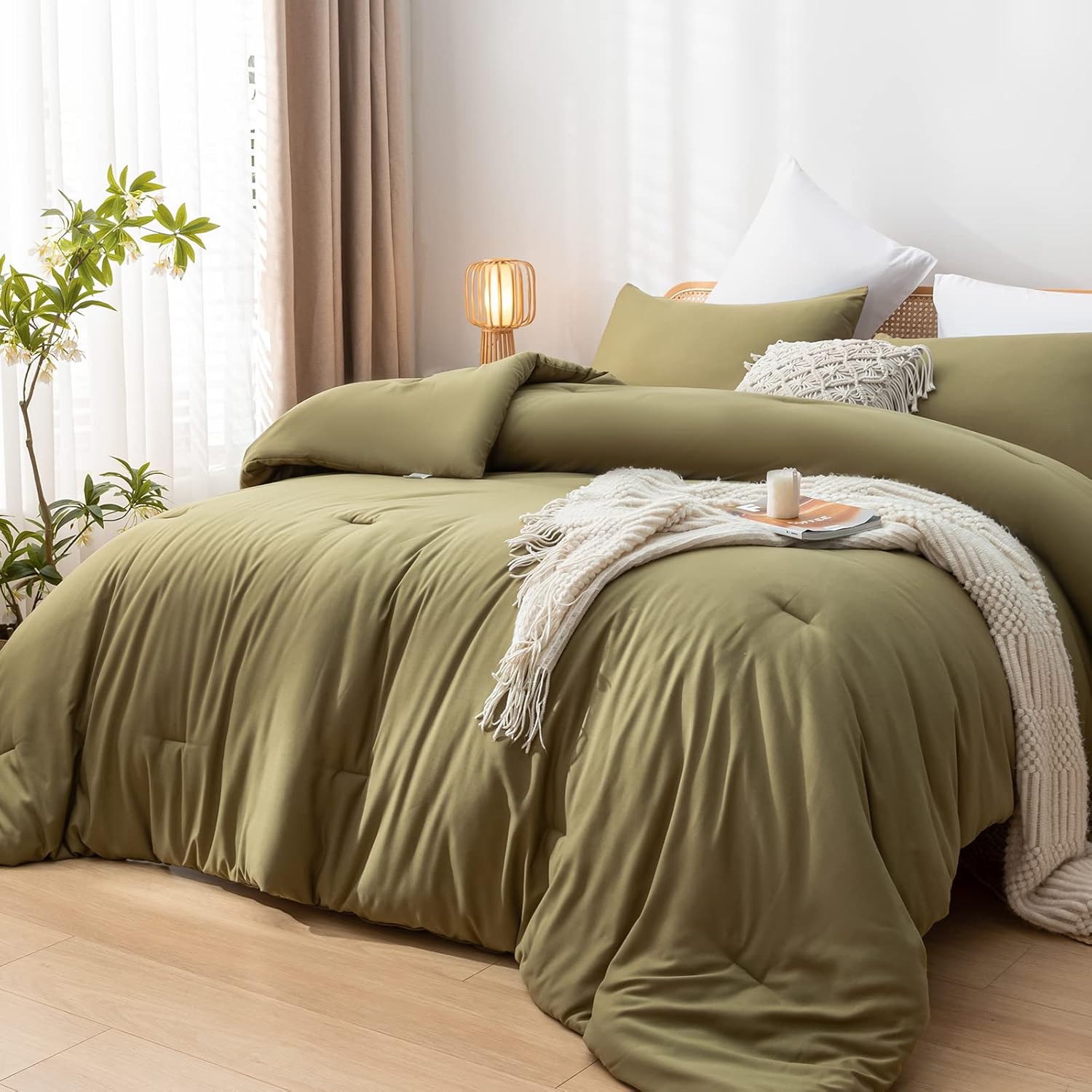 weigelia Olive Green Queen Comforter Set 3PCS Farmhouse Bed