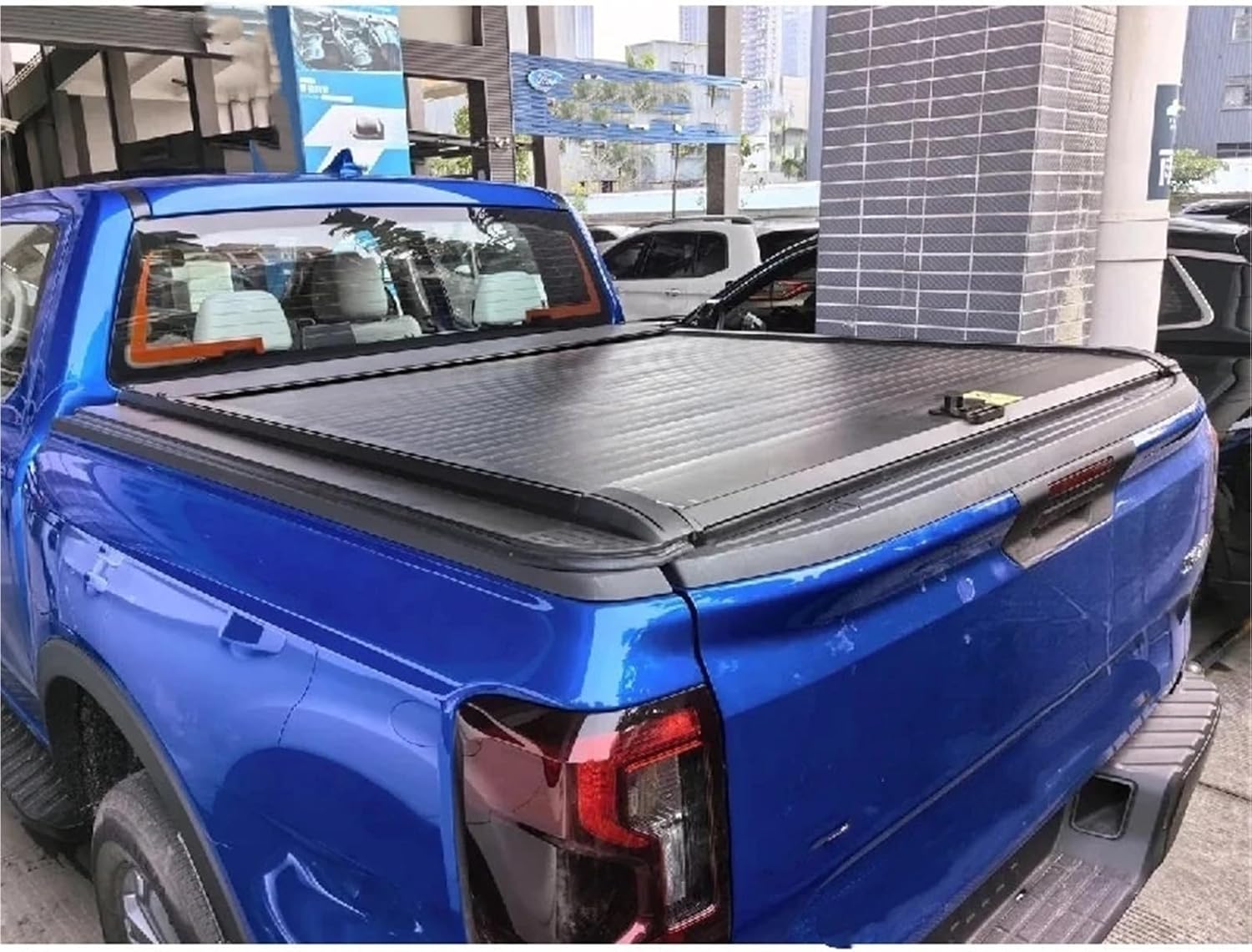Aluminum Alloy Tonneau Cover for Silverado Ram Trucks-Waterproof Locking Retractable Roll-Up No-Drill Installation