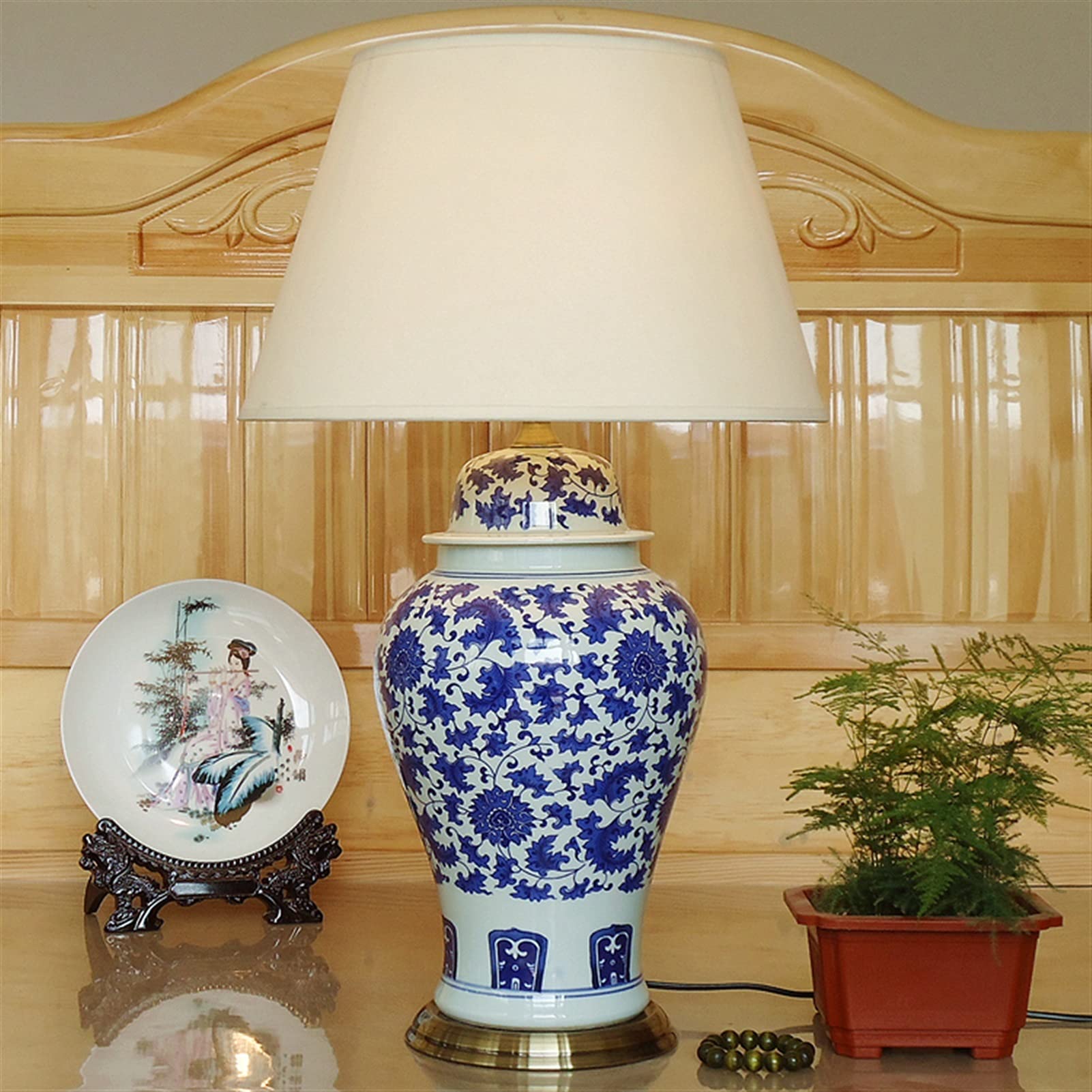 SGKOMN Large Ceramic Table Lamp Chinese Blue And White Porcelain Table Light Pleated Bamboo Cloth Lampshade Living Room Bedroom Bedside Lamp Decoration