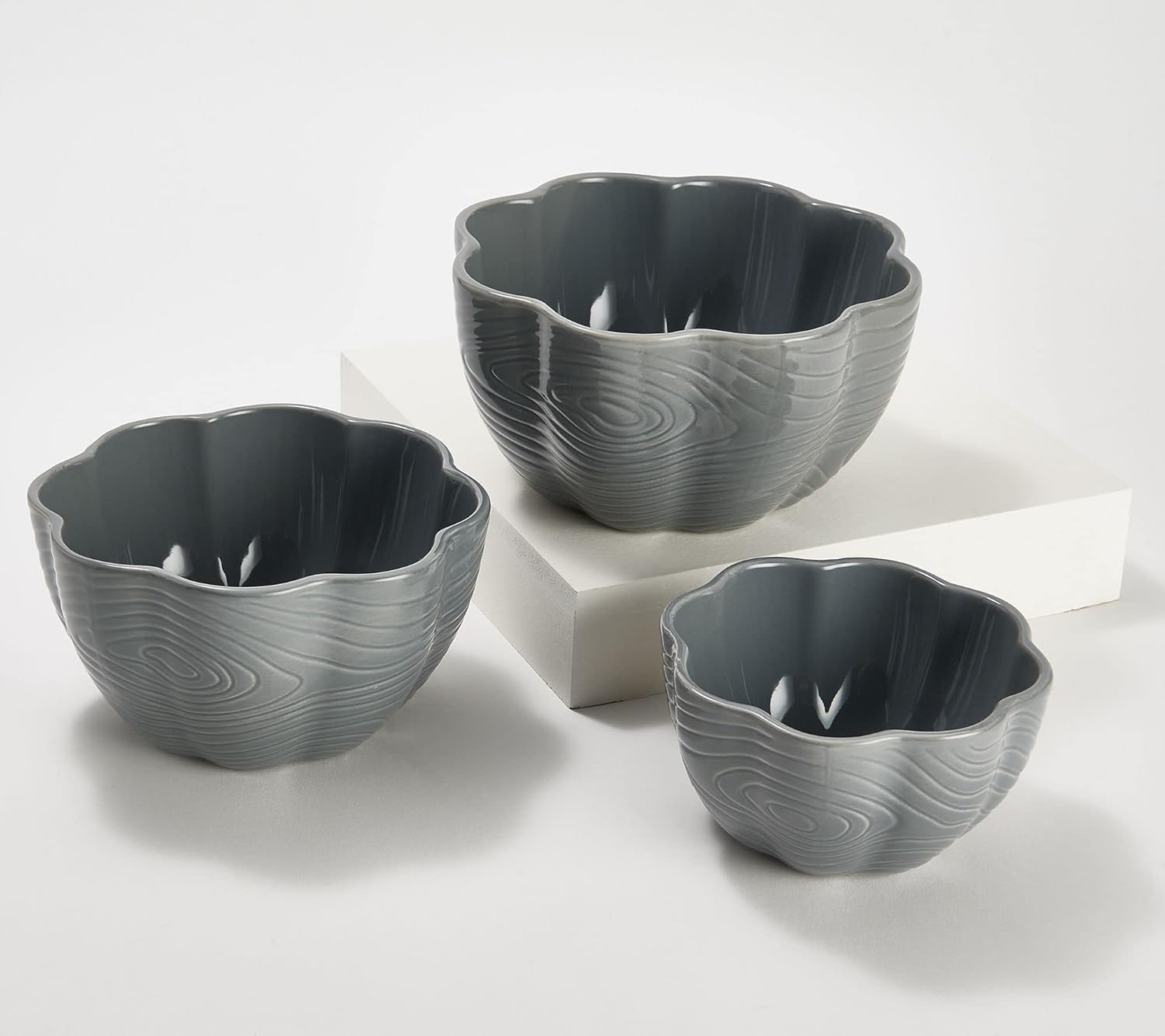 Temptations Fluted Nesting Bowls, Setof3 1.5 Qt Bowl, 1 Qt Bowl, 0.5 Qt Bowl