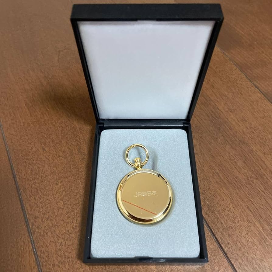 【非売品】JR東京駅模型と懐中時計のアート作品 ✨JR東日本退職記念品✨東京駅模型 懐中時計【非売品】 - メルカリ