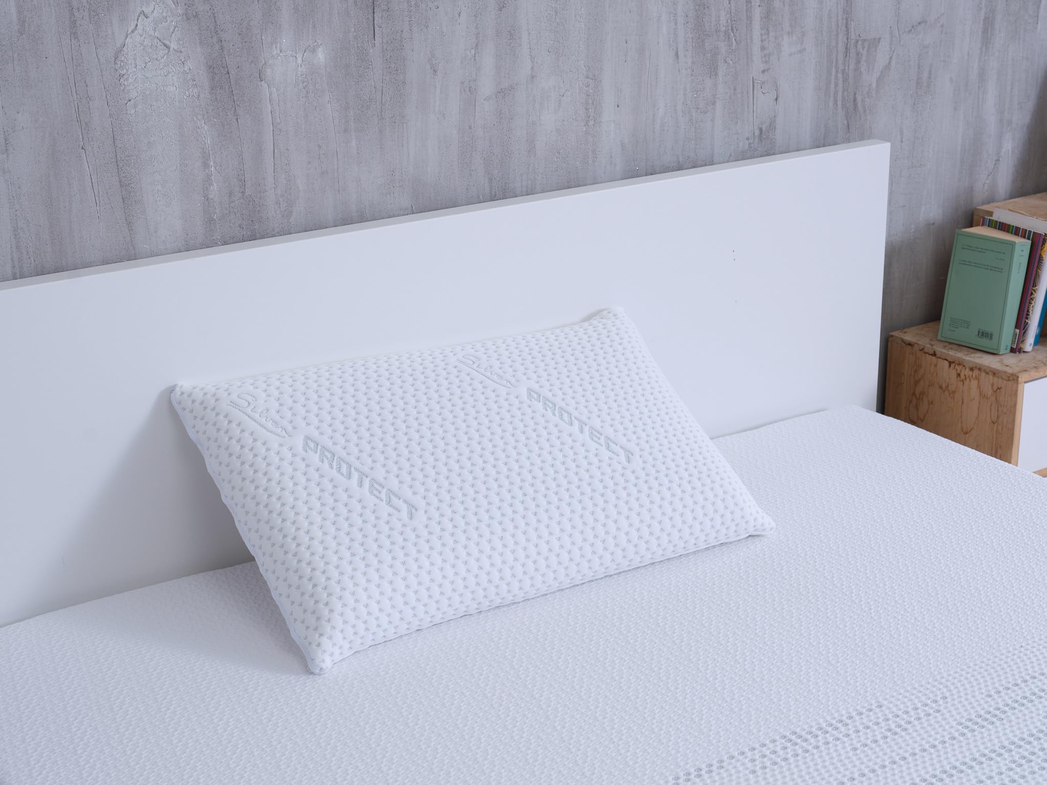 Cuscino In Memory Foam Ergonomico con Strato Rinfrescante in Gel – Modello Saponetta per Supporto Ottimale e Comfort Fresco durante il Sonno
