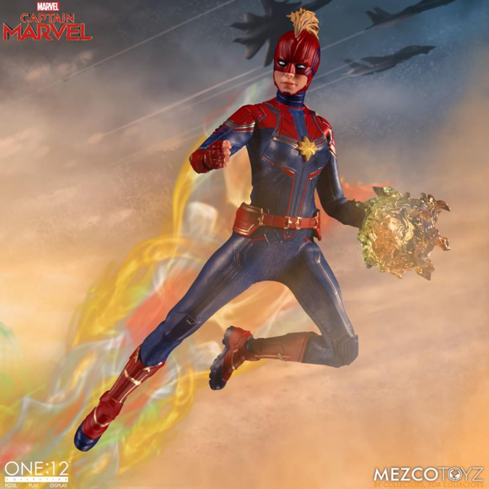 Mezco Figura Kapitana Marvel 16 cm. One:12 Collectible Toyz