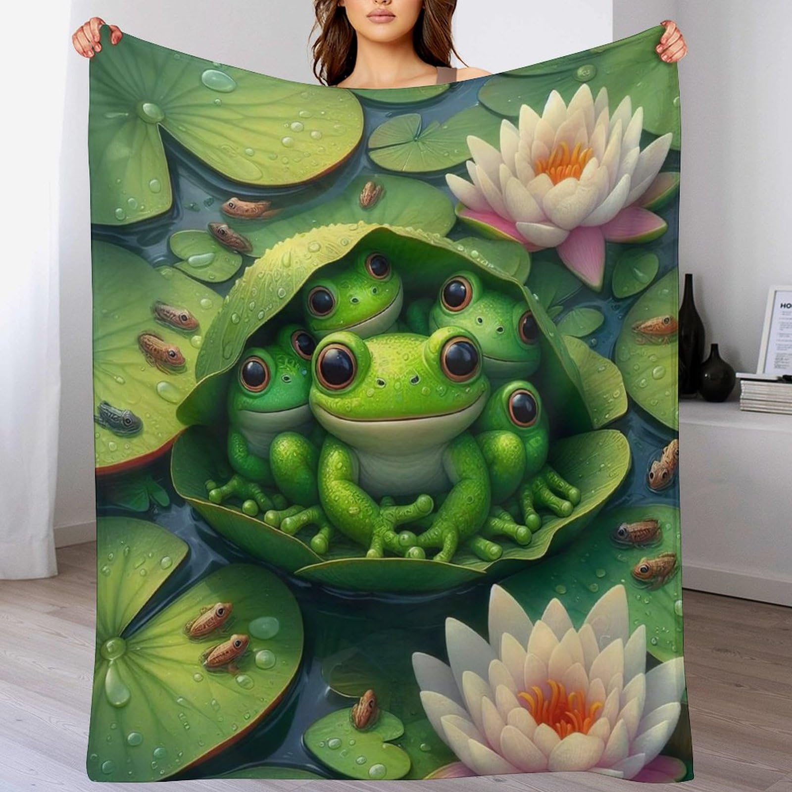 Plaid polaire grenouille douillet pour vos soirées cocooning sur le canapé du salon