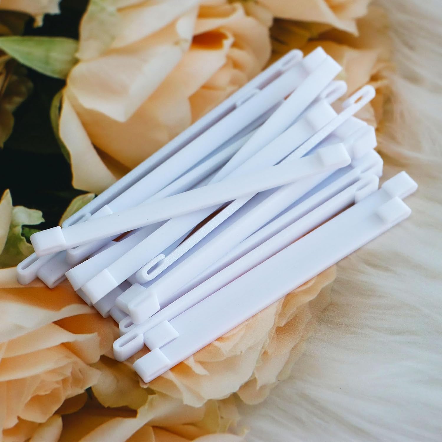 PIAOLGYI Spacers for Govee Curtain Lights,Accessories Compatible with Govee Smart LED Curtain Lights(80 PCS)