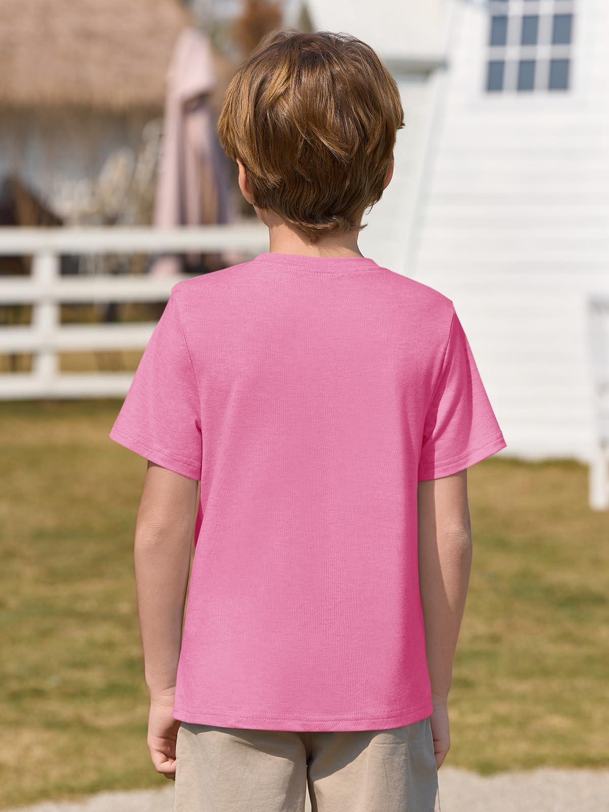Haloumoning Camiseta de manga corta con cuello redondo para niños, para verano, lisa, ligera, ajuste regular, camisetas deportivas, informales, básicas, con bolsillo en el pecho, 5-14 años — view 4
