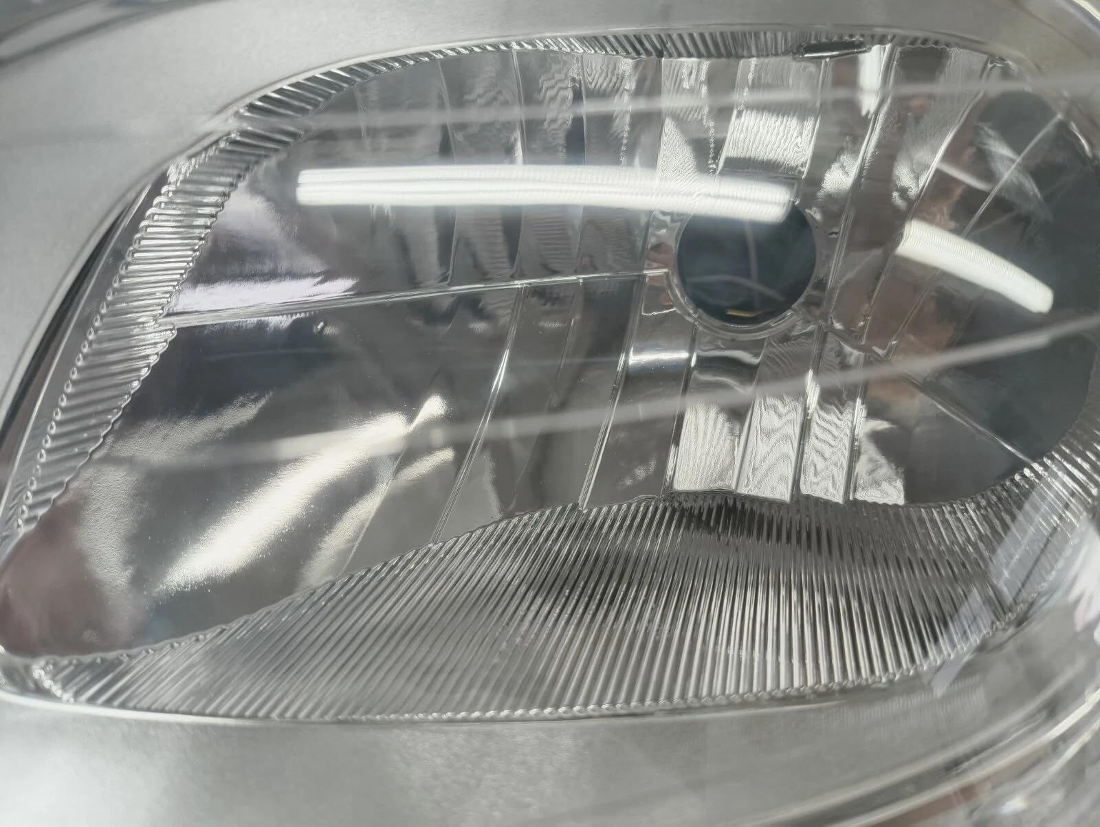 FARO ANTERIORE SINISTRO PER PANDA 312 DAL 2012 3a SERIE CON MOTORE ELETTRICO