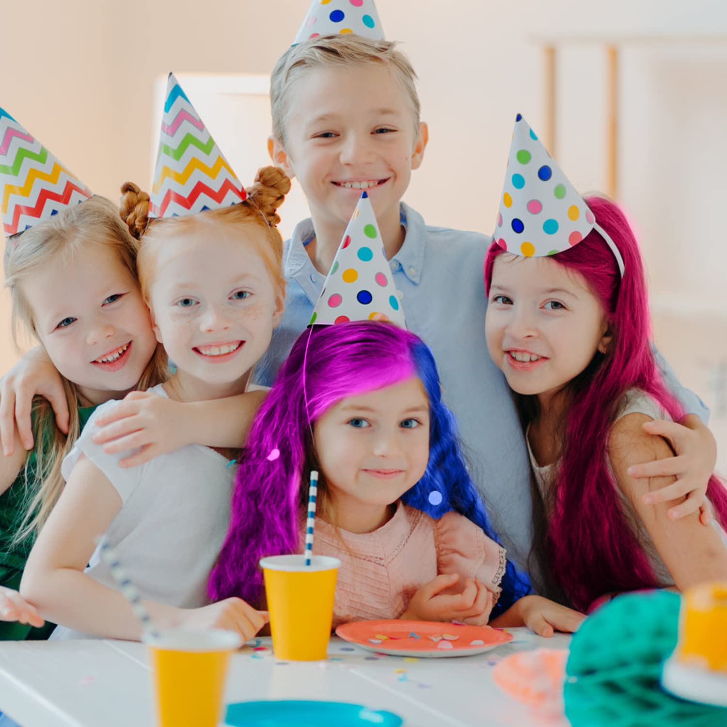 Zestaw 10 sztuk grzebienia kredowego do włosów z 2 spinkami do włosów, tymczasowy grzebień do farbowania, zmywalna kredka do włosów, kredka do farbowania DIY, na imprezę, cosplay