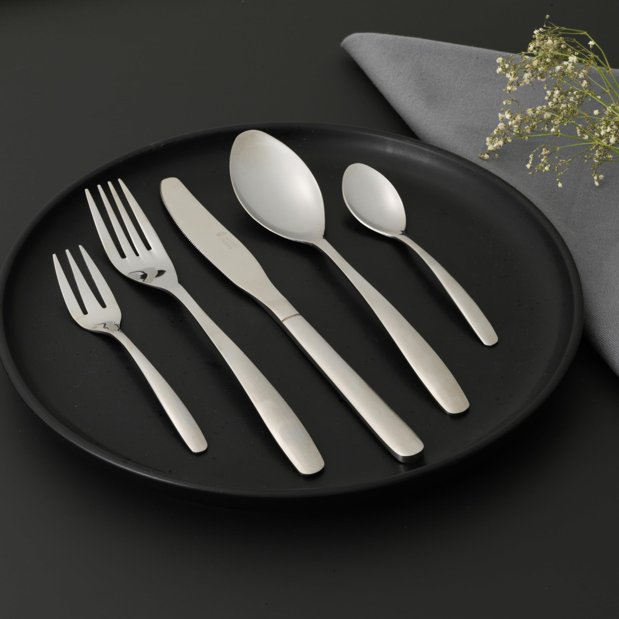 Russell Hobbs Florence Besteckset 20-teilig für 4 Personen – Tafelbesteck aus rostfreiem Edelstahl 18/0, spülmaschinenfest, Messer, Gabeln, Kuchengabeln, Esslöffel, Teelöffel