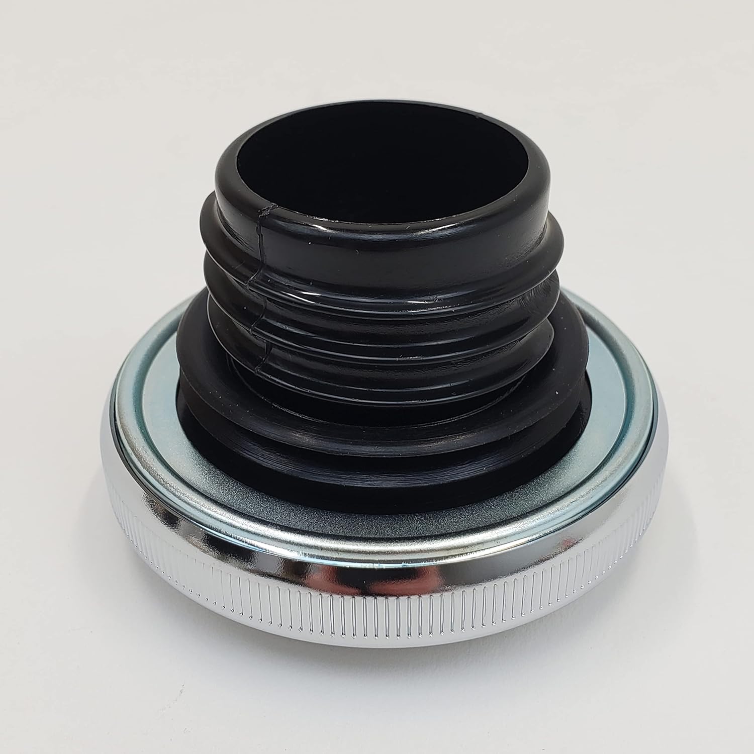 1982 & Later OE Harley Chrome Non-Vented LEFT THREAD Motorcycle Gas Tank Cap for Fat Bob Style 2-Piece Tanks - Replaces HD Part # 61103-83A - Chopper Bobber Cafe Racer