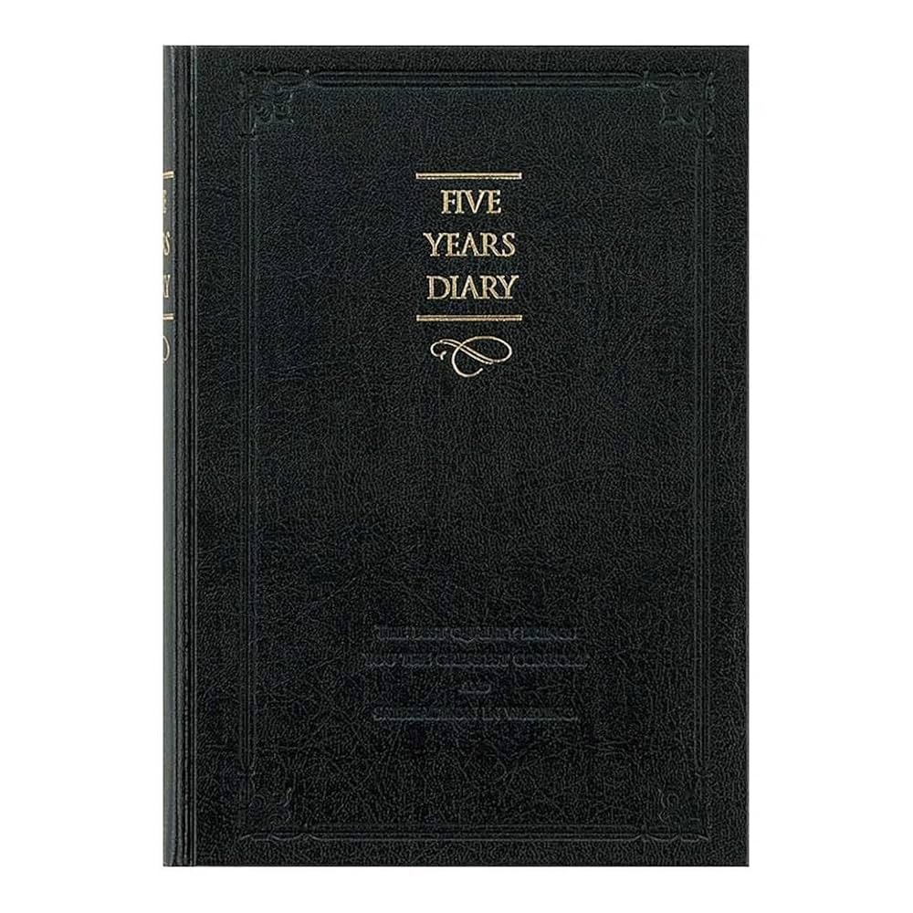 アピカ 日記帳 5年自由日記 横書き A5 黒 D451-BK Amazon.co.jp: アピカ 日記帳 5年自由日記 横書き A5 黒 日付