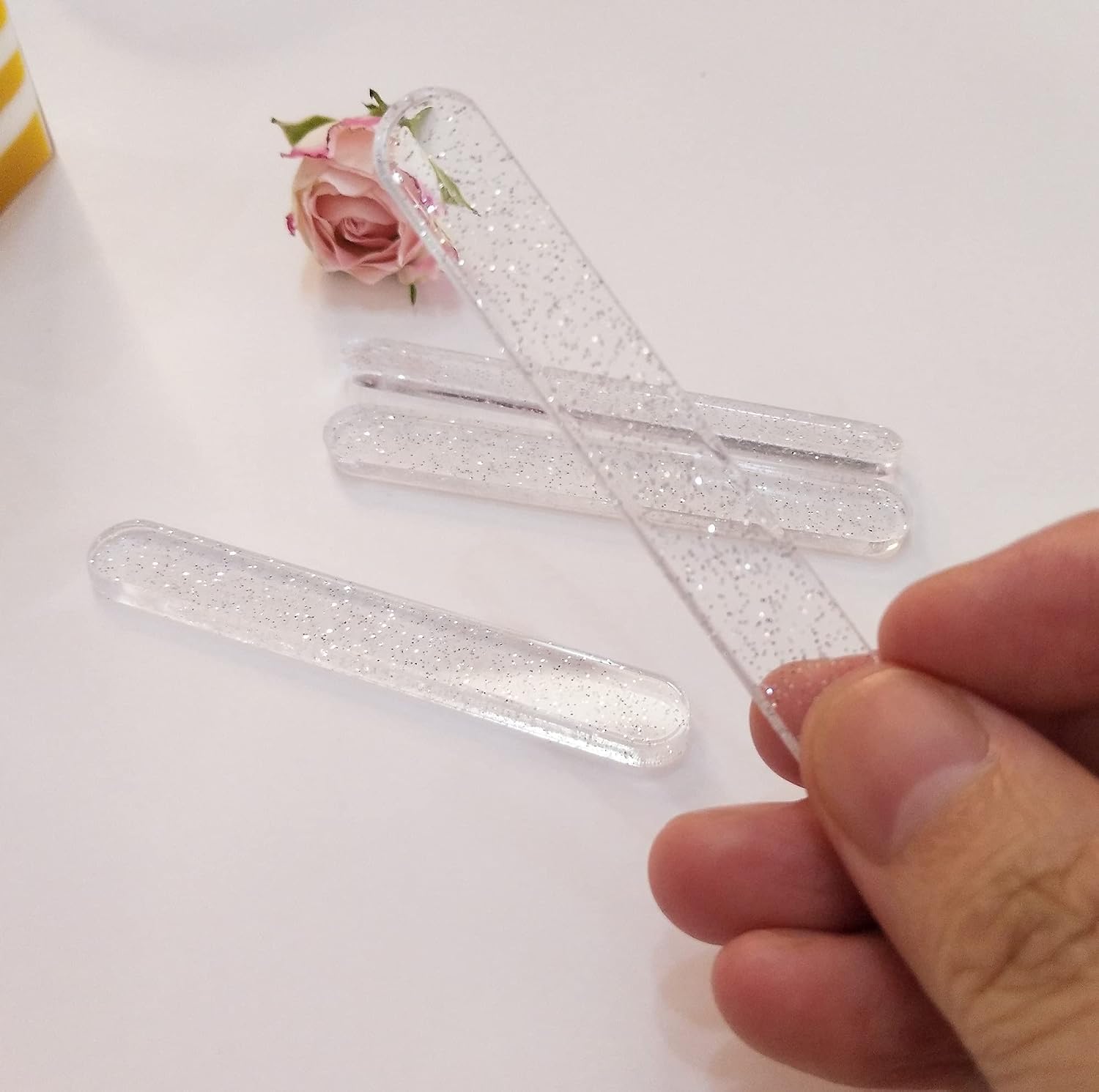 30pcs Reusable Acrylic Cakesicle Popsicle Sticks, Mini Glitter Acrylic Ice Pop Stick for Family Home Festival Party DIY Creamsicle Candy (Clear Glitter, 2.75” Long)