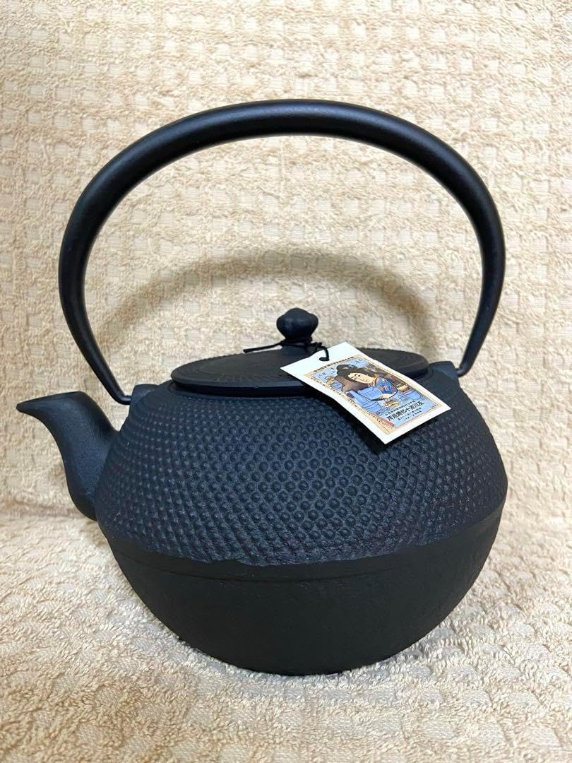 南部盛栄堂 南部鉄器鉄瓶 まろみアラレ 及川源十郎鋳造所 2025年 南部盛栄堂 南部鉄器鉄瓶 まろみアラレ 及川源十郎鋳造所 2025年