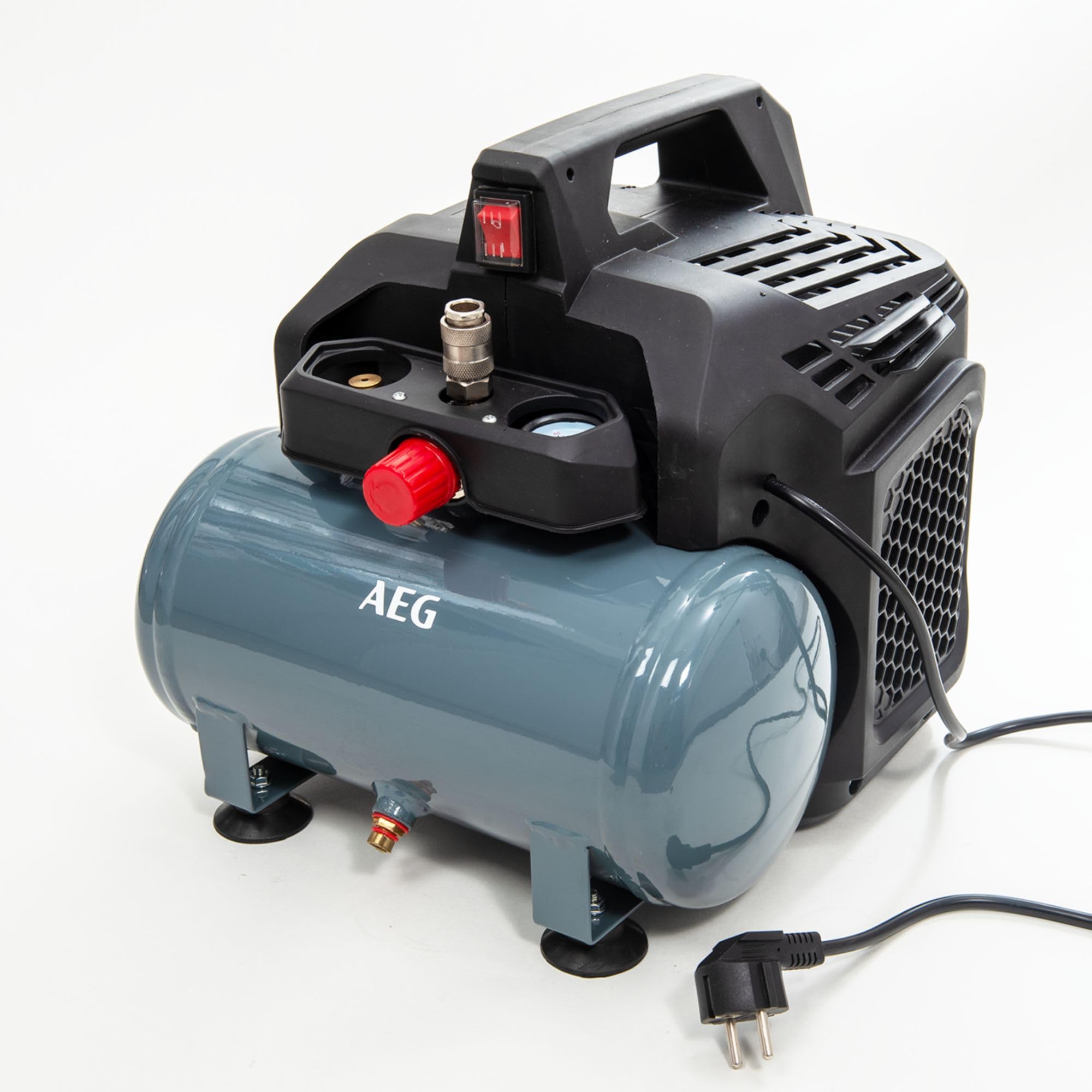 AEG KL6 Compresor de aire comprimido silencioso y potente para taller, hogar, ocio, versátil, libre de mantenimiento, libre de aceite, 56 dB, potencia del motor 1,5 CV, tanque 6 L, 8 bar, 206 l/min