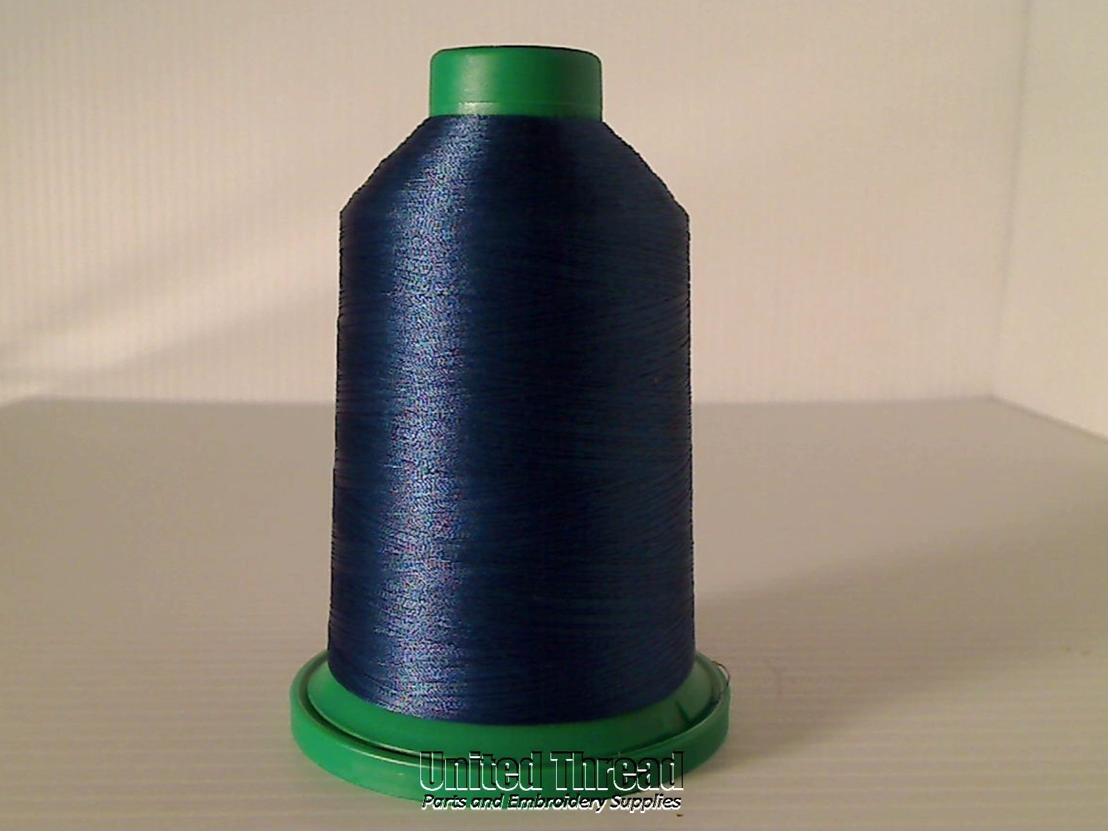 Isacord Embroidery Thread Thread 5000M color 3732